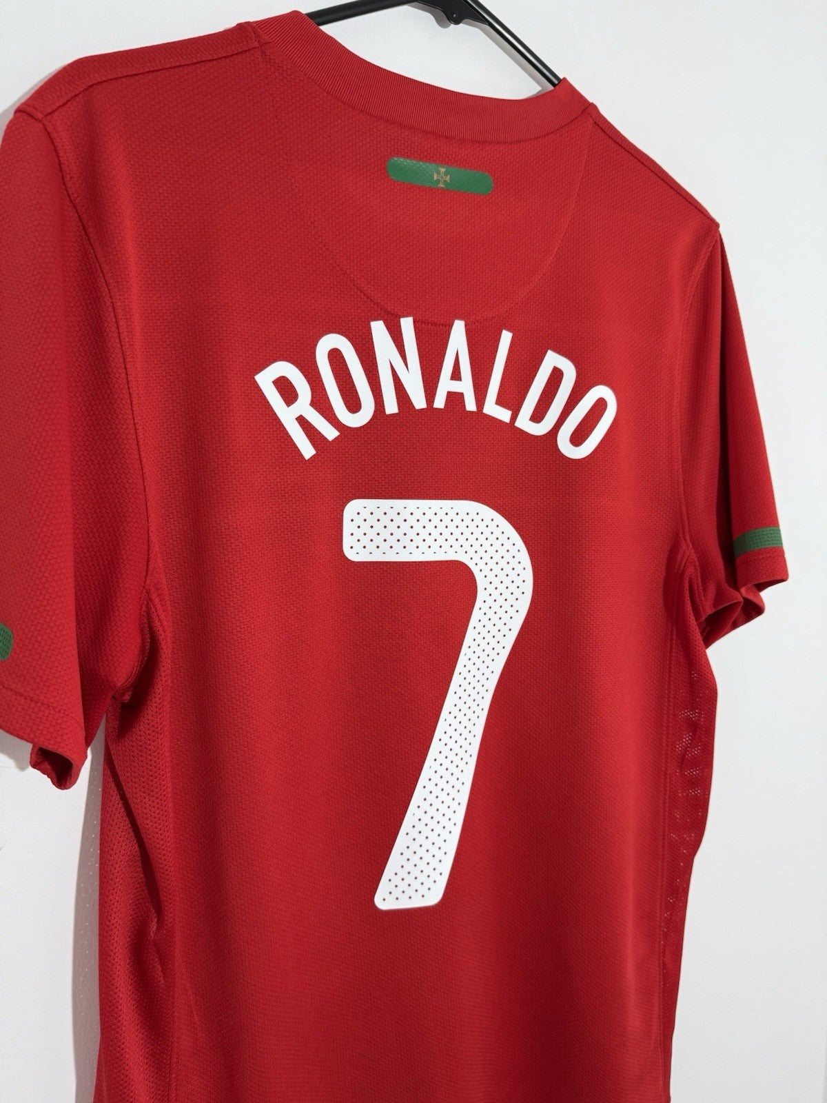 Portugal Ronaldo #7 2010 Home Small Shirt Nike Excellent Condition 376894-611
