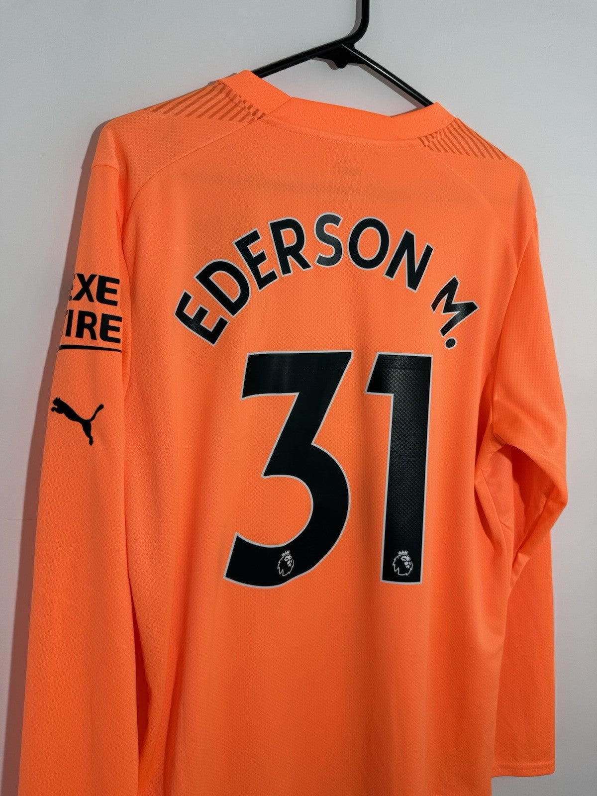 Manchester City Ederson M. #31 2022/23 Large 3rd Goalkeeper Shirt 765746-99