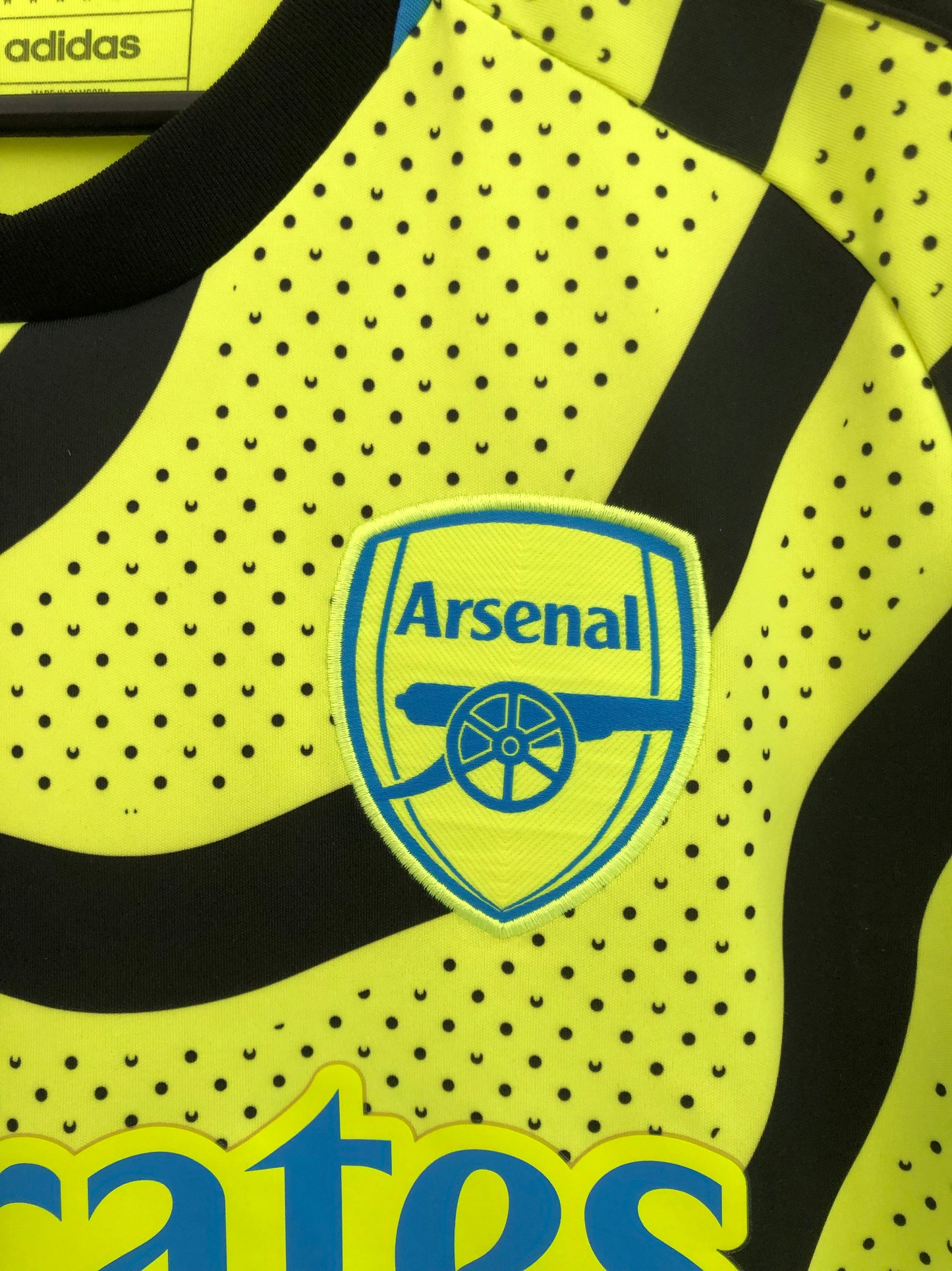Arsenal 2023/24 Medium Away Shirt Adidas Excellent Condition HR6927