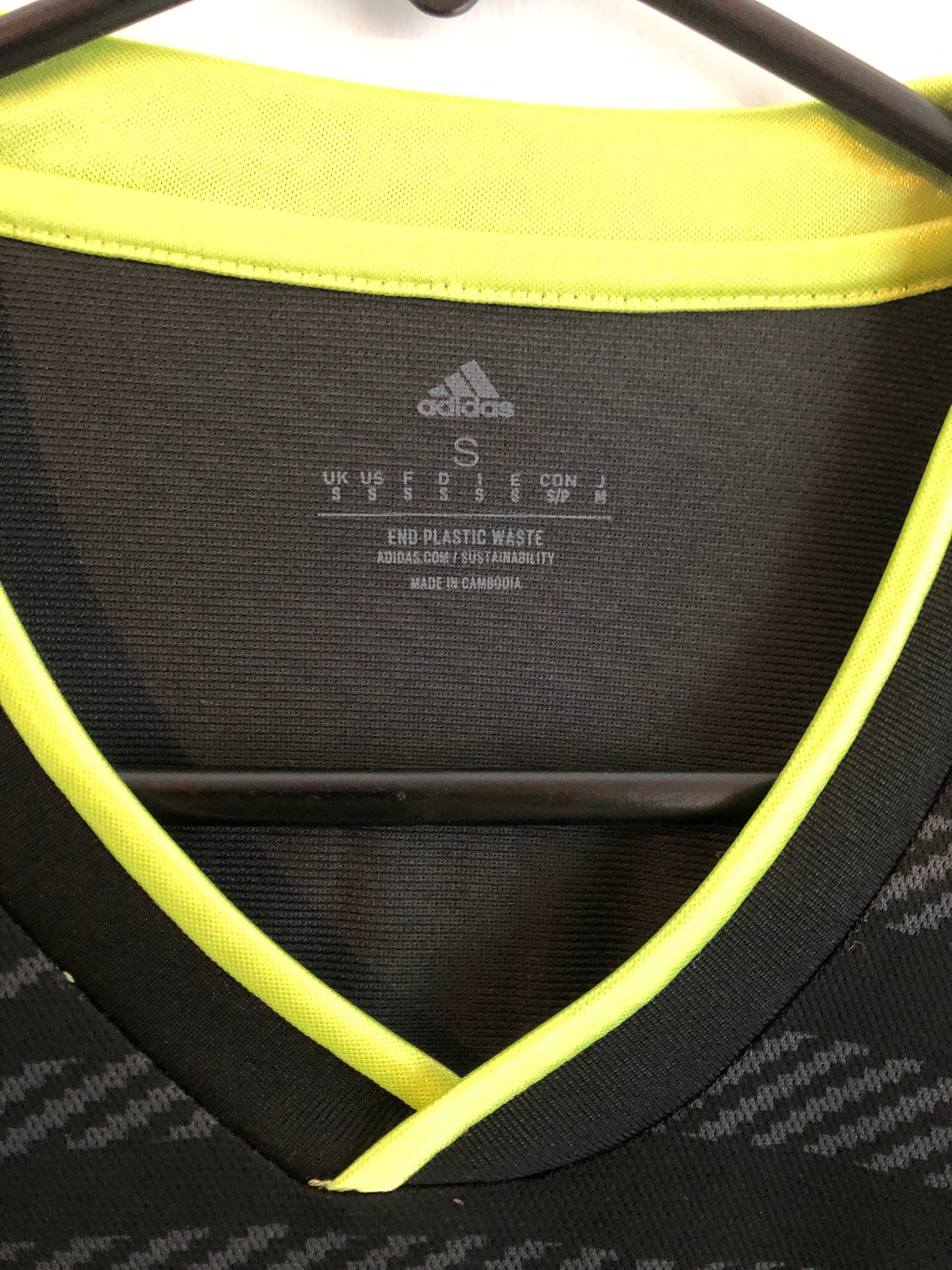 Rodrygo #21 Real Madrid 2022/23 3rd Small Shirt Excellent Condition HI1656