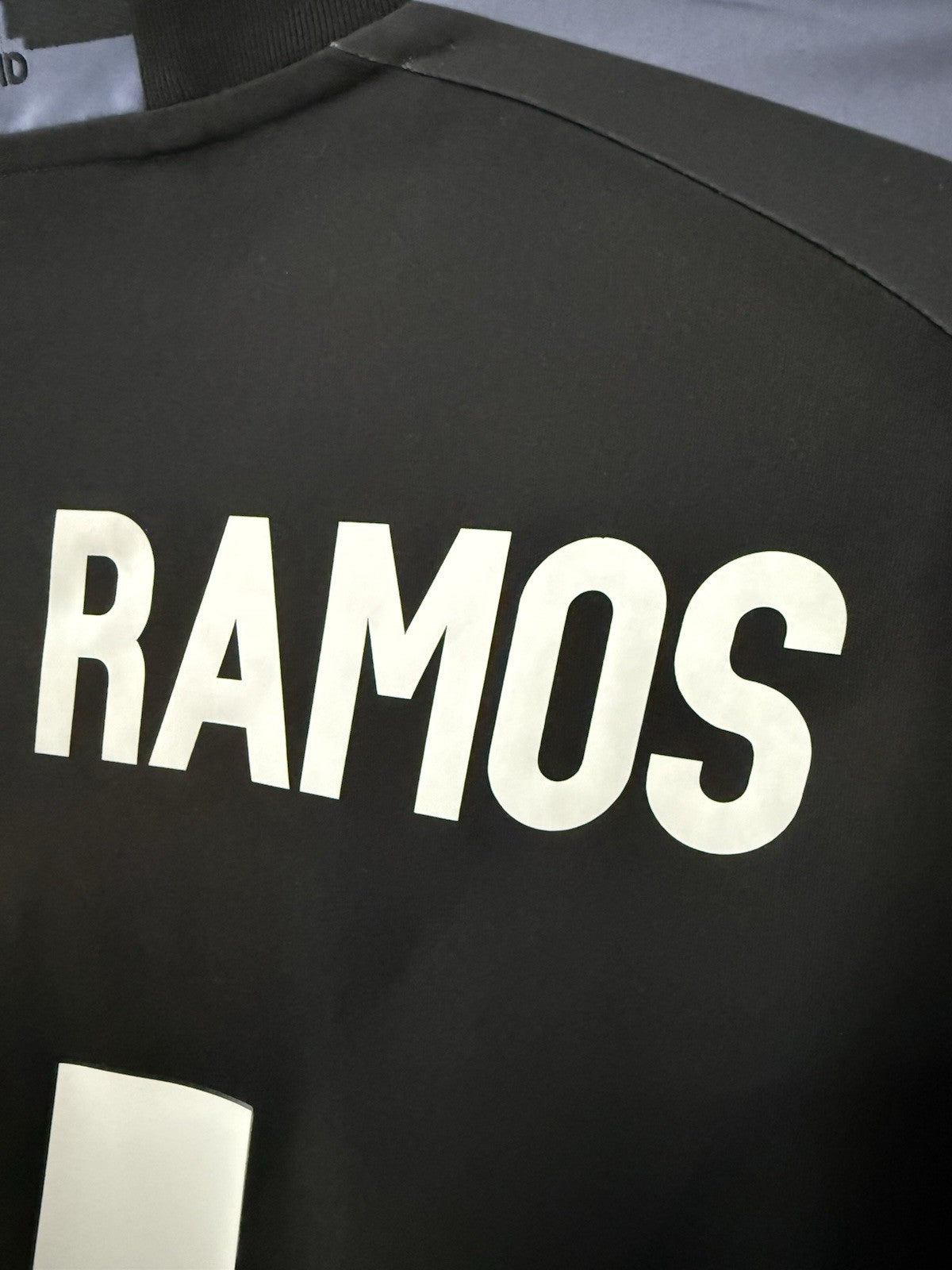Real Madrid Sergio Ramos #4 2016/17 XL 3rd Shirt Excellent Condition AI5139