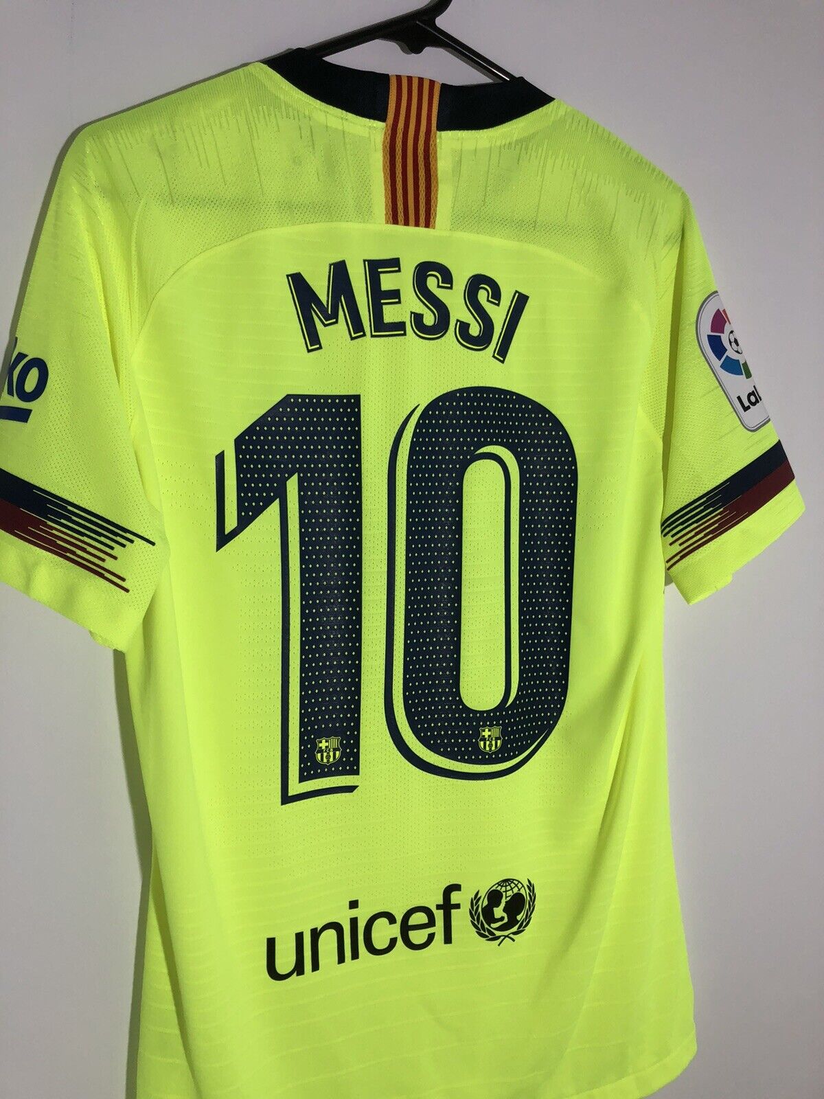 Messi 10 Barcelona Medium 2018 19 Vaporknit Away Excellent Condition 847254 484