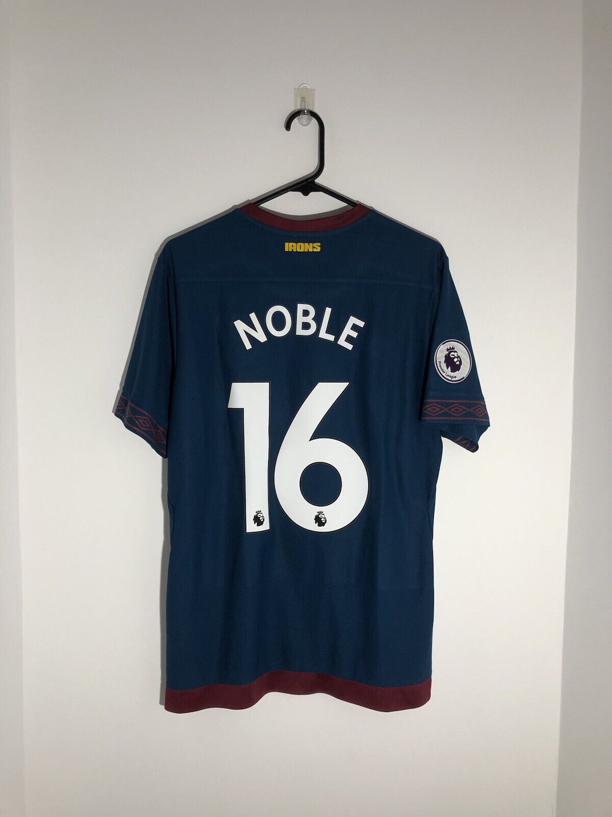 Noble 16 West Ham United 2018 19 Large 3rd Shirt Umbro Excellent Condition
