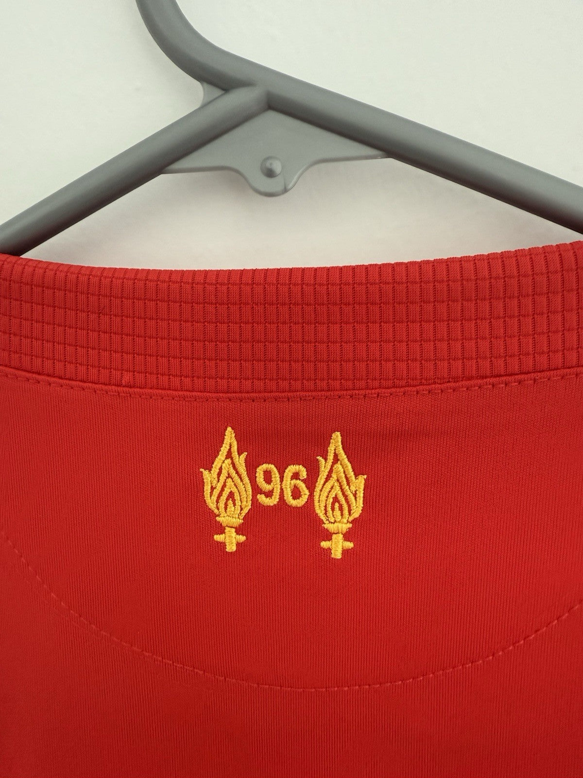Liverpool 2015/16 Large Home Shirt New Balance BNWT