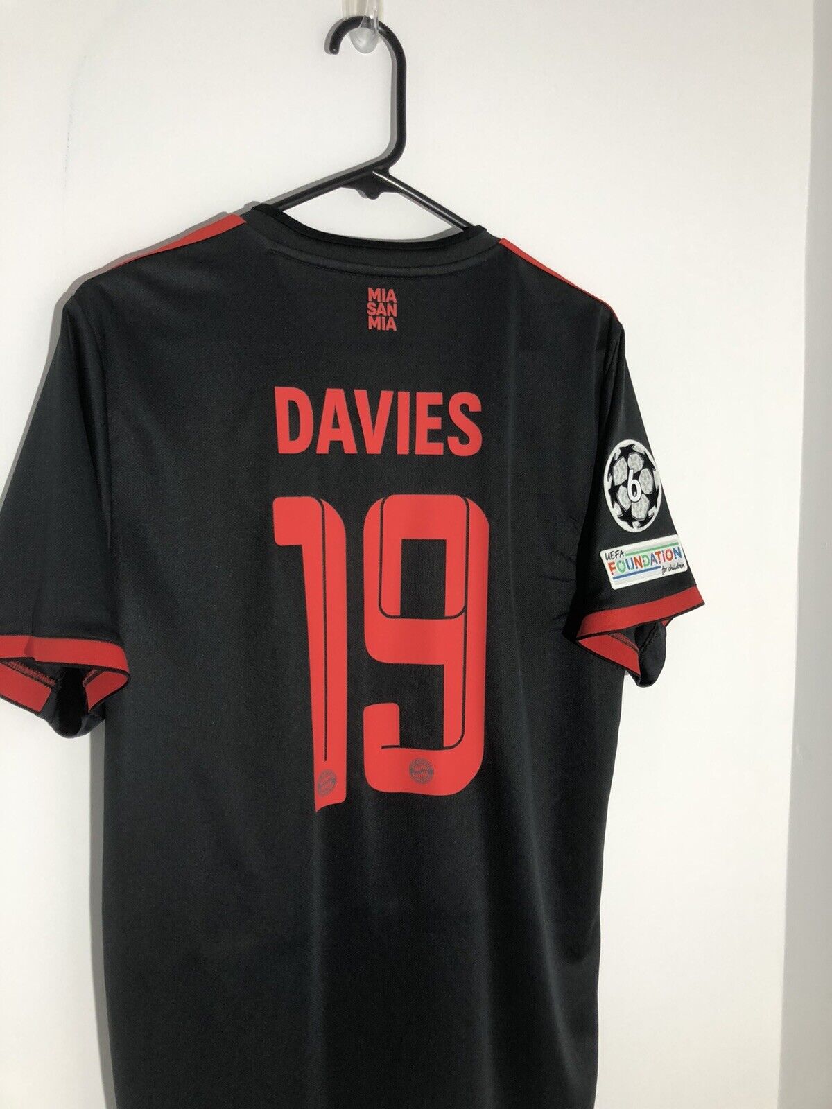 Davies 19 Bayern Munich 2022 23 Large 3rd Shirt Excellent Condition H39907