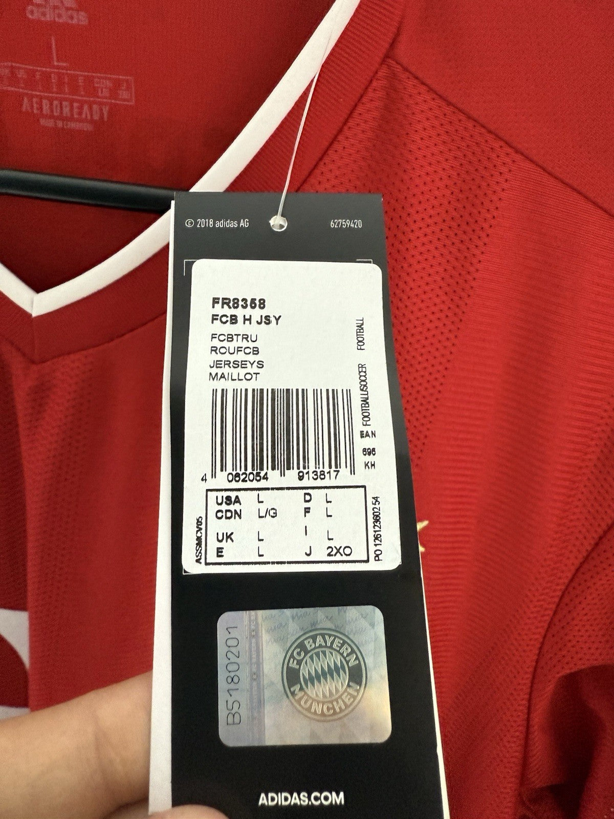 Bayern Munich Pavard #5 2020/21 Large Home Shirt BNWT FR8358