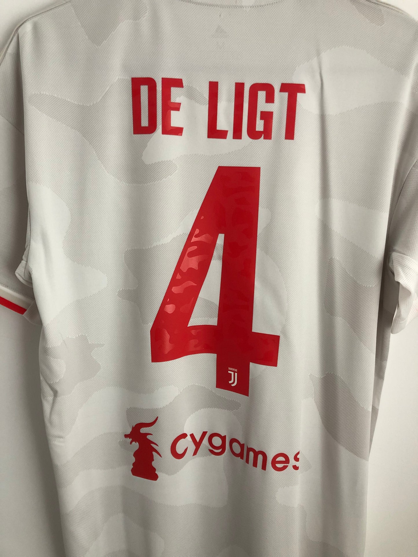 De Ligt #4 Juventus 2019/20 Medium Away Shirt Adidas BNWT Dw5461