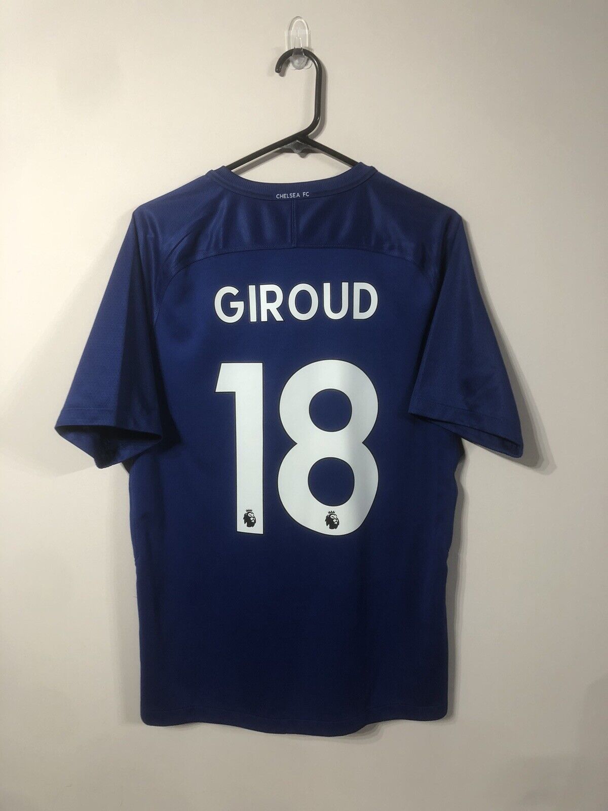 Giroud #18 Chelsea Medium 2017/18 Home Shirt Nike Excellent Condition