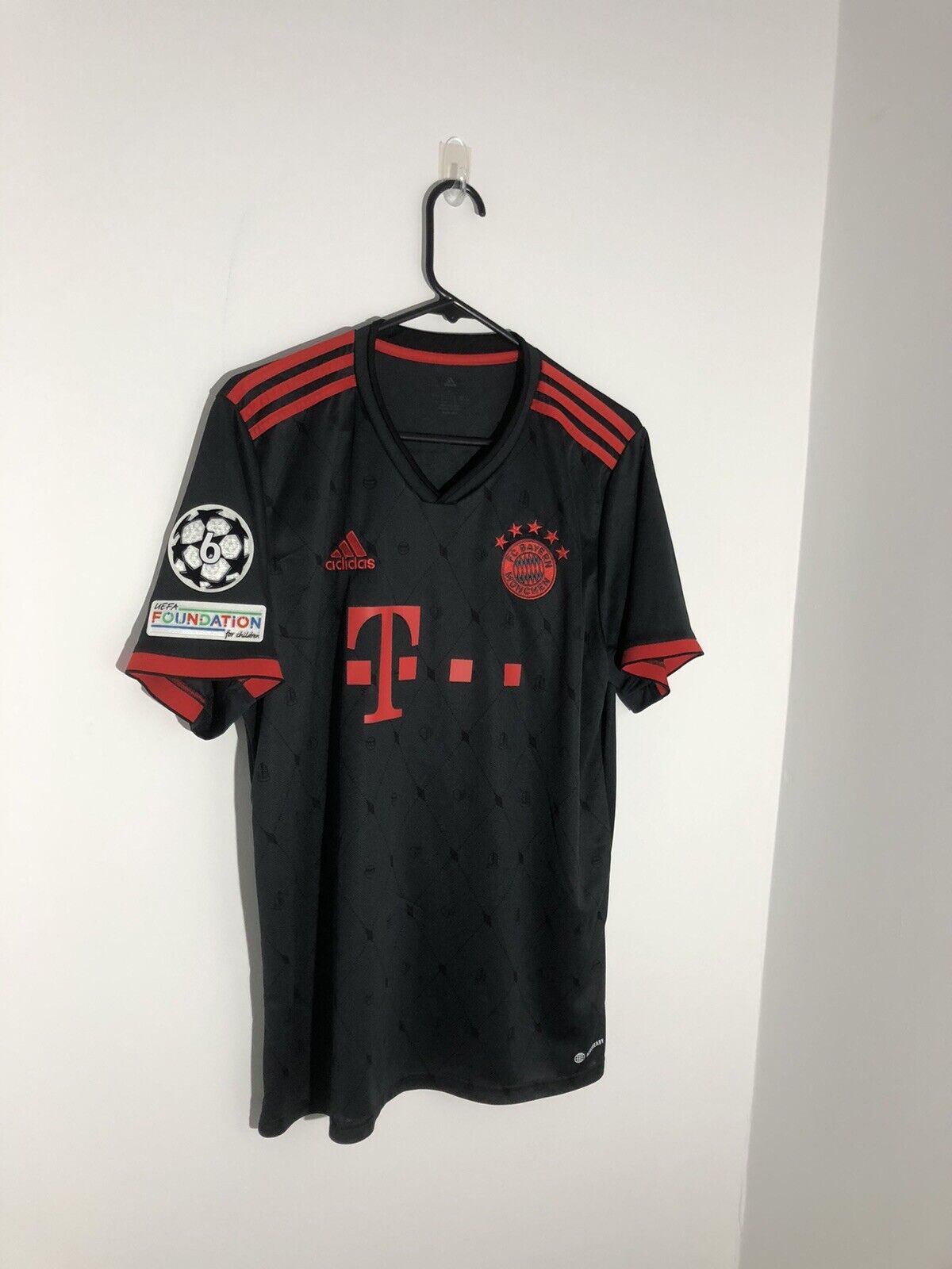 Davies 19 Bayern Munich 2022 23 Large 3rd Shirt Excellent Condition H39907