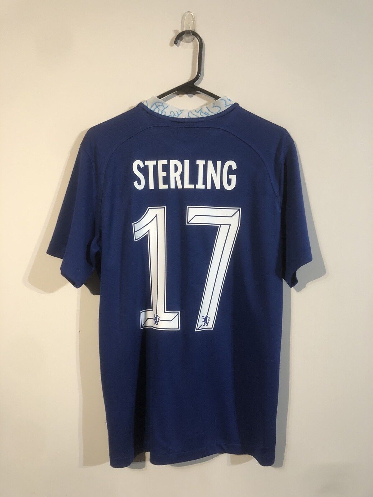 Sterling #17 Chelsea Euro 2022/23 Medium Home Shirt Nike Excellent Condition