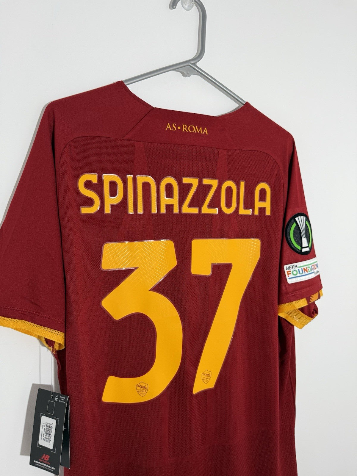 AS Roma Spinazzola #37 2021/22 Large Home Shirt New Balance BNWT MT130210
