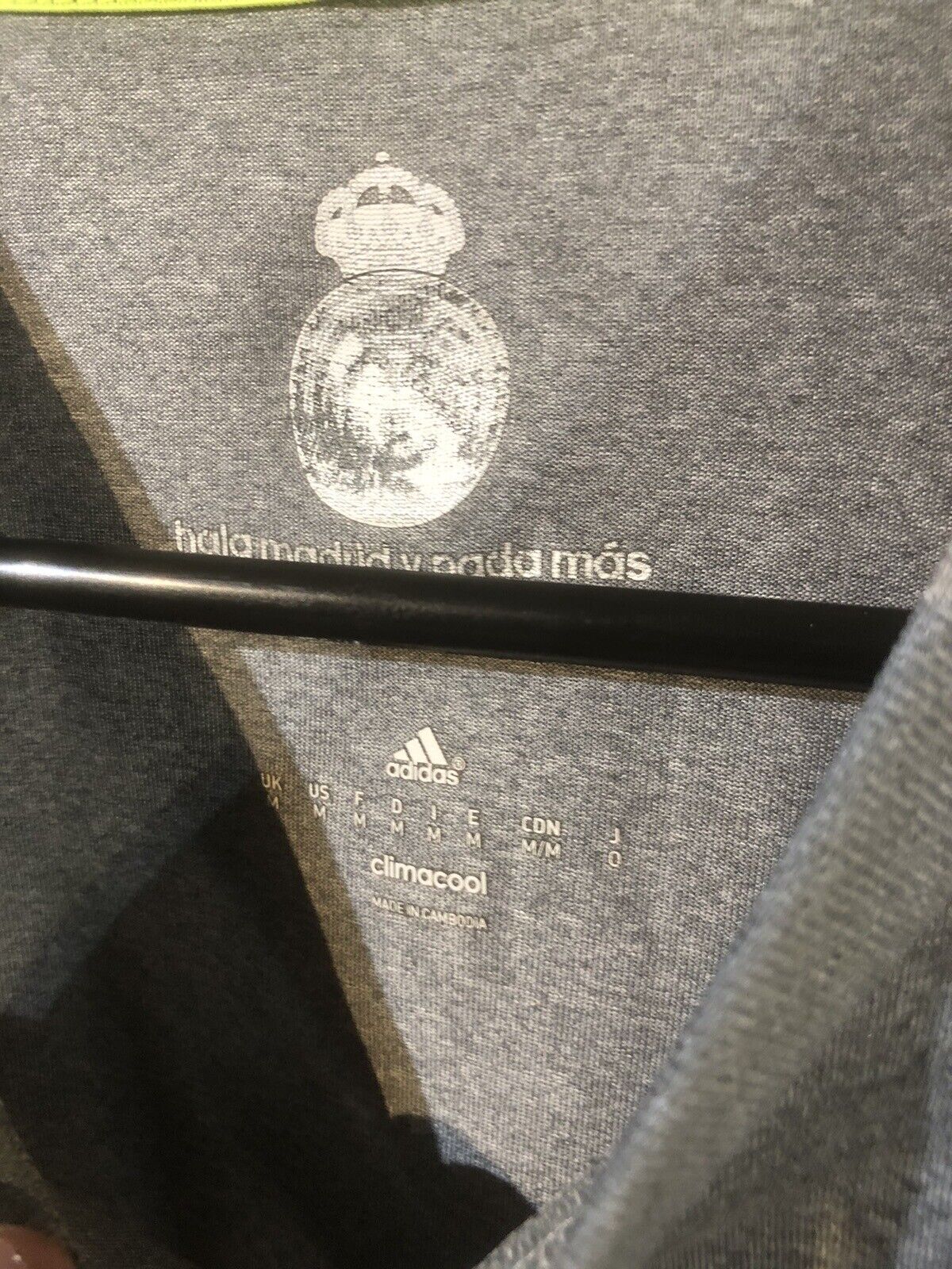 Benezma #9 Real Madrid 2015/16 Medium Away Football Shirt Good Condition