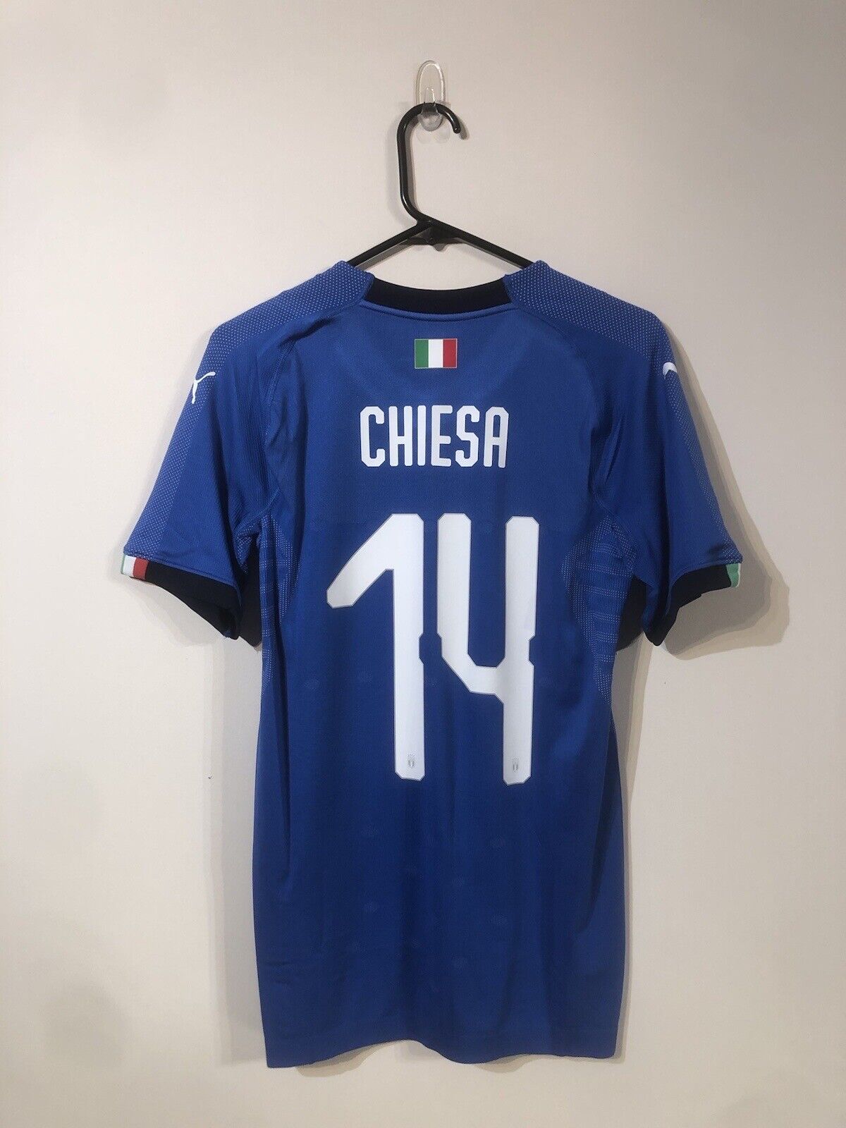 Chiesa #14 Italy 2018 Home Large Football Shirt Puma BNWT