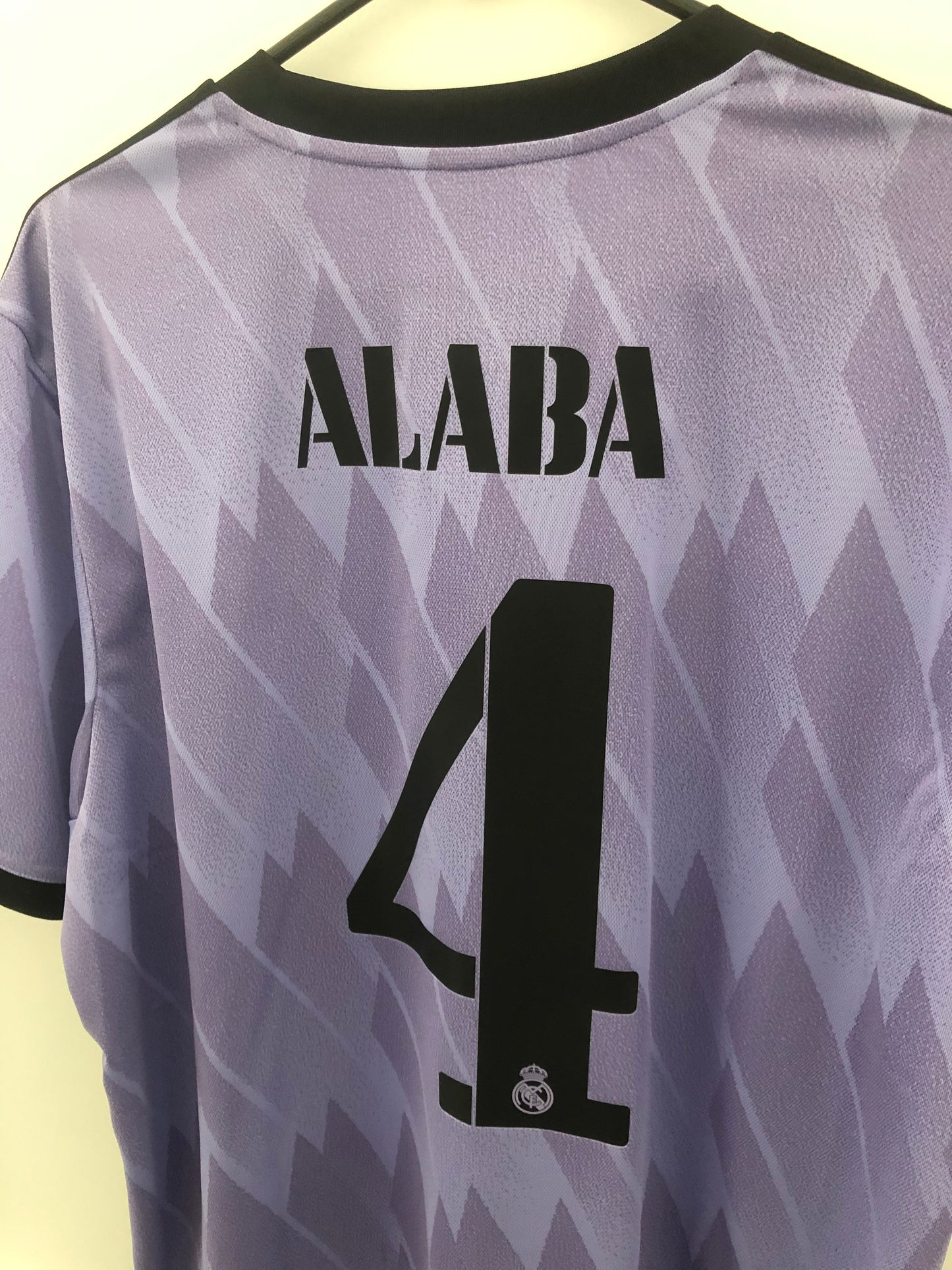 Alaba #4 Real Madrid 2022/23 Away XL Football Shirt Adidas BNWT