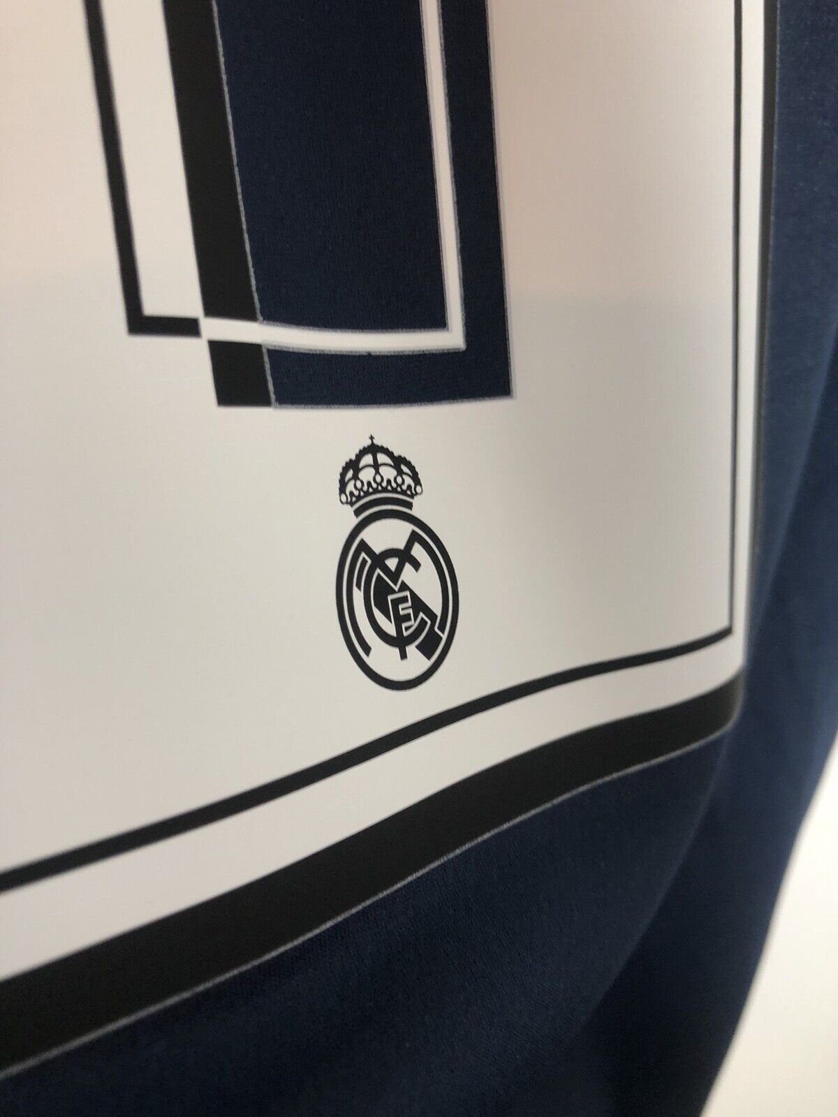 James 10 Real Madrid 2015 16 Large 3rd Shirt Very Good Condition S12676