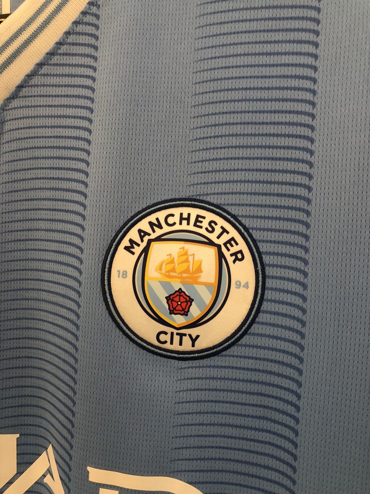 Akanji 25 Manchester City 2023 24 Large Home Shirt Excellent Condition 770438 01