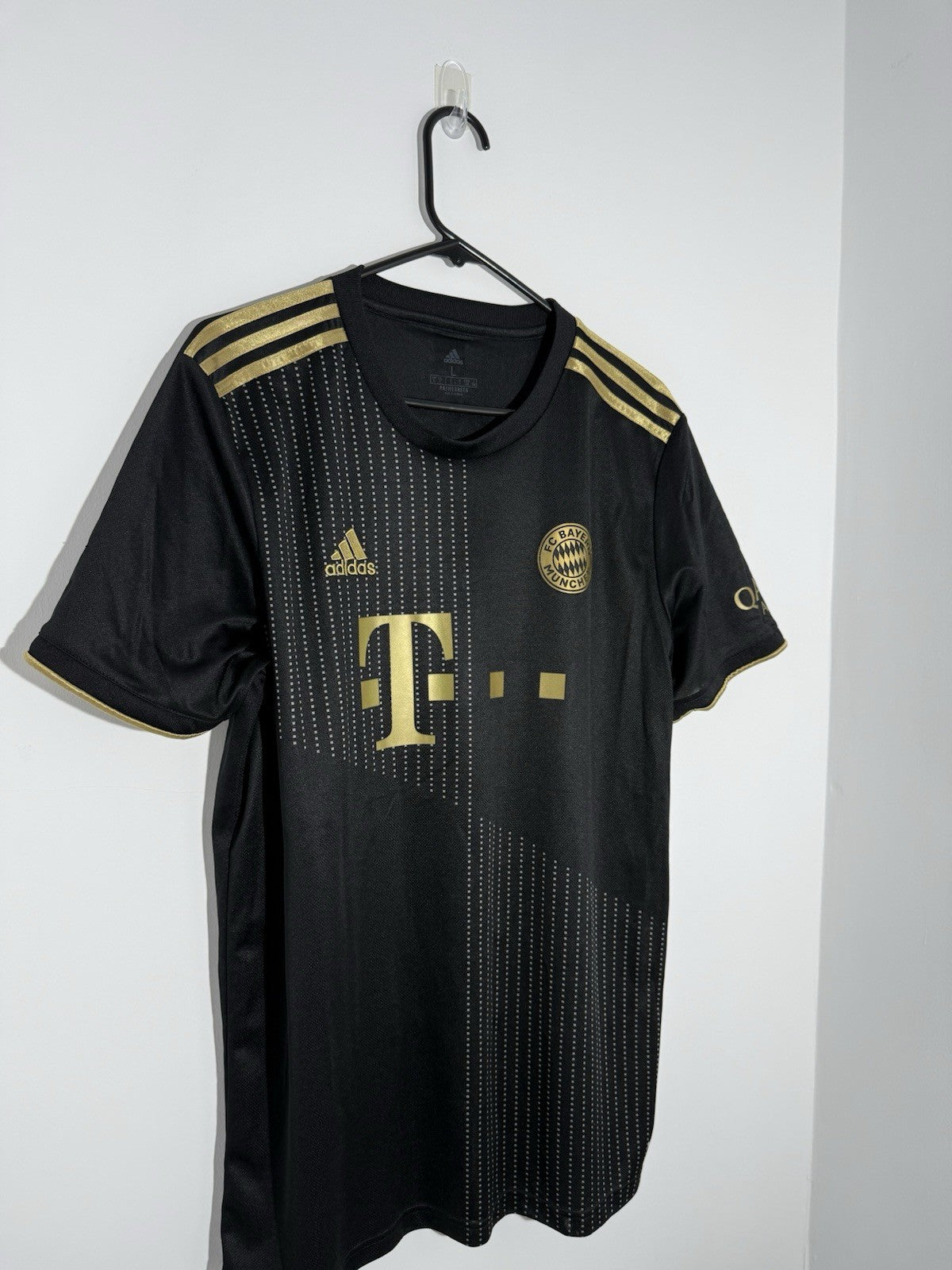 Bayern Munich Davies #19 2021/22 Large Away Excellent Condition GM5317