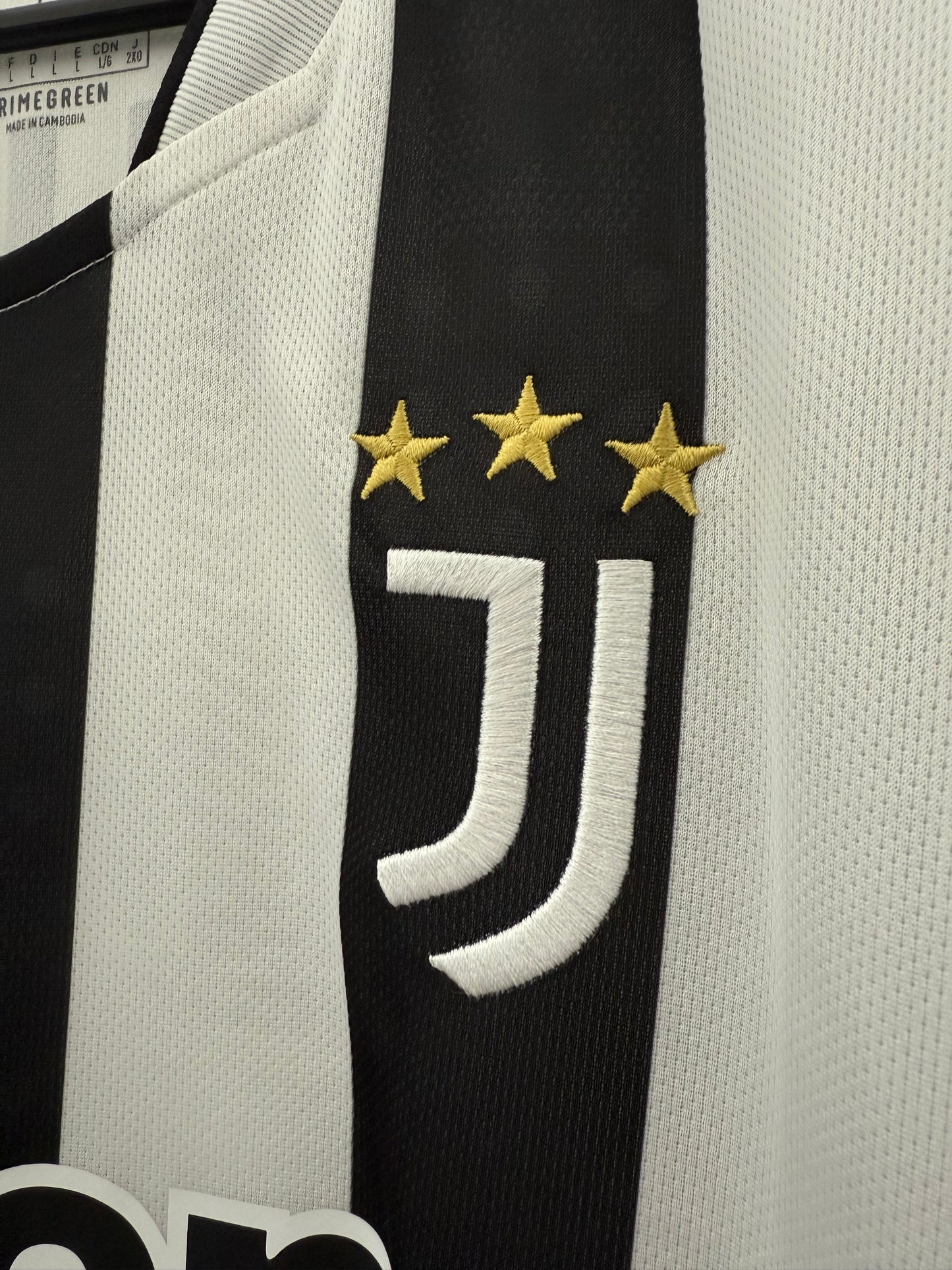 Juventus Vlahovic #7 2021/22 Large Home Shirt Adidas Excellent Condition GS1442