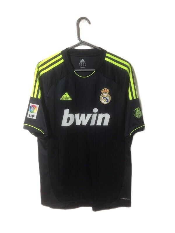 Özil 10 Real Madrid 2012 13 Medium Away Shirt Adidas Excellent Condition X21992