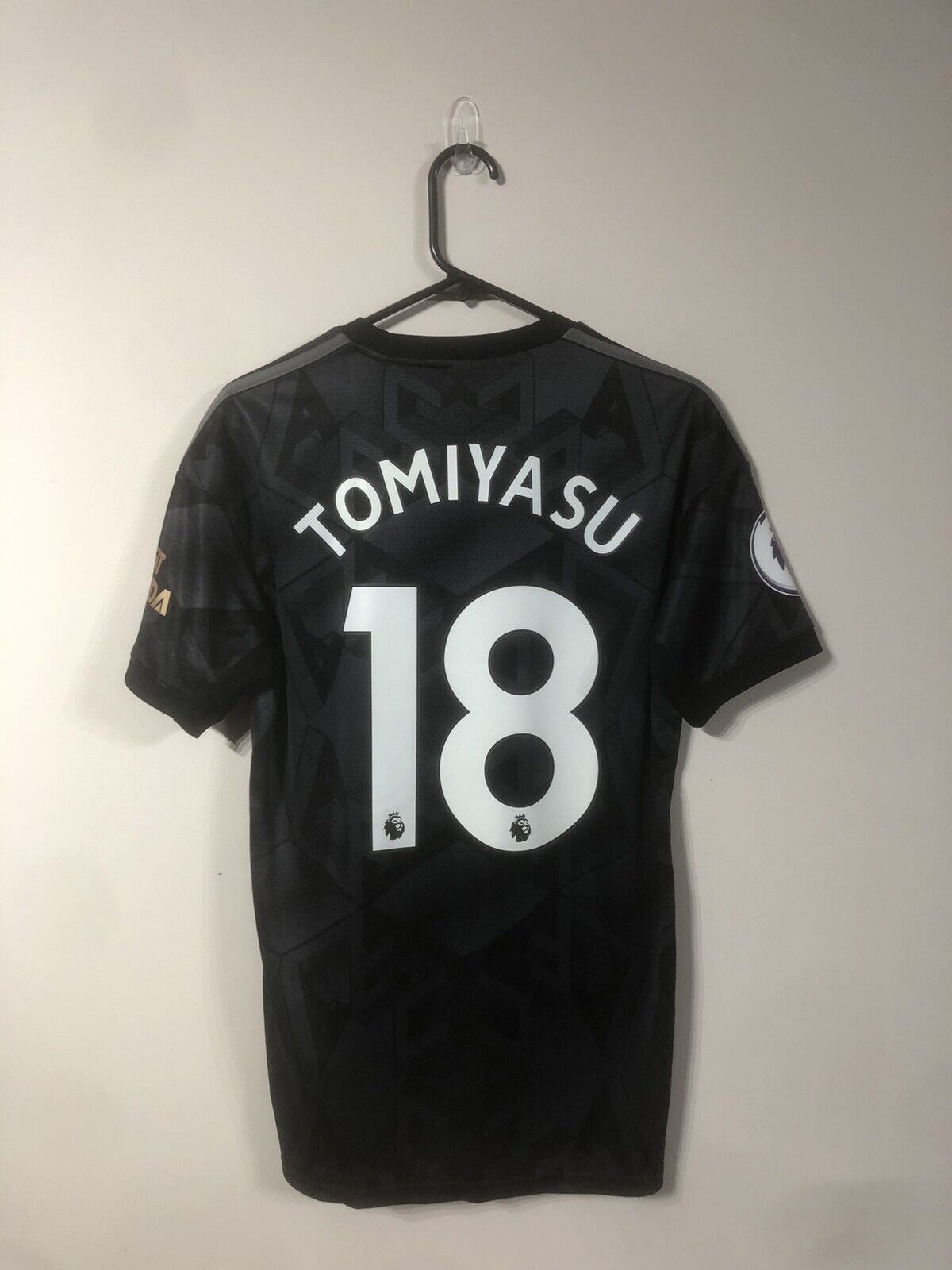 Tomiyasu #18 Arsenal 2022/23 Small Away Shirt Adidas BNWT H35902