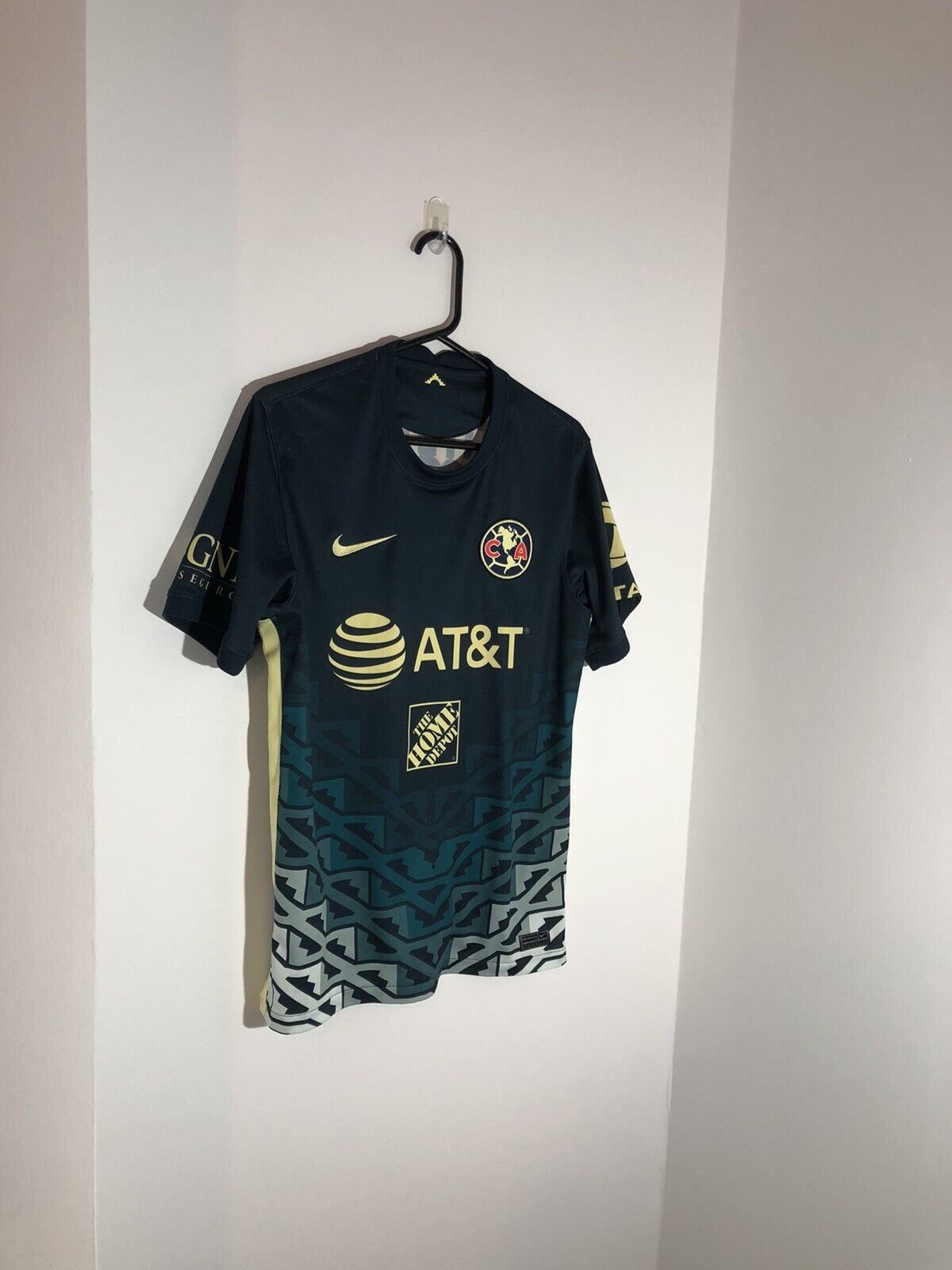 Club America 2021/22 Medium Away Shirt Nike Excellent Condition CV7886-454