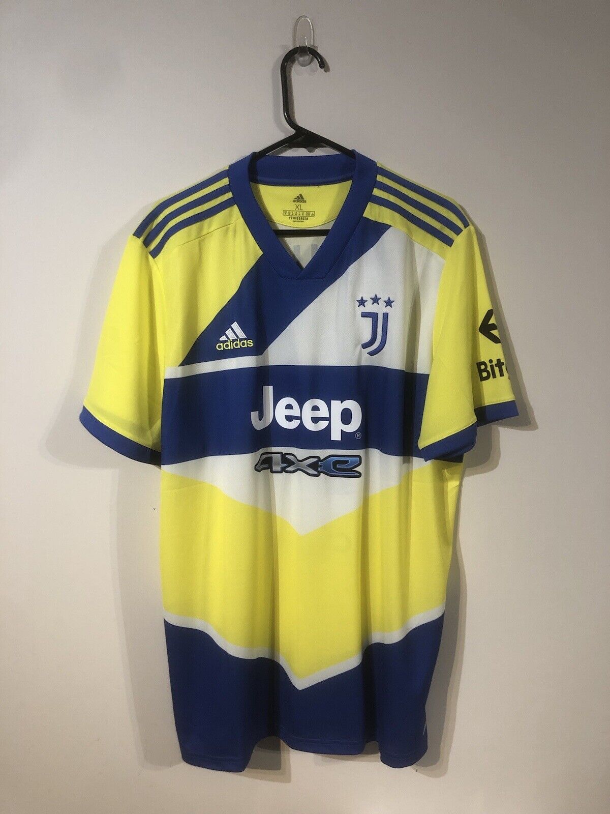 Vlahovic #7 Juventus 2021/22 X-Large 3rd Football Shirt Adidas BNWT