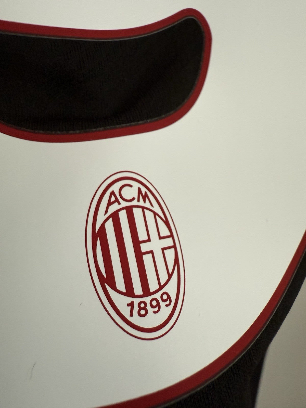 AC Milan Giroud #9 2022/23 Home Large Shirt Excellent Condition 765824-01