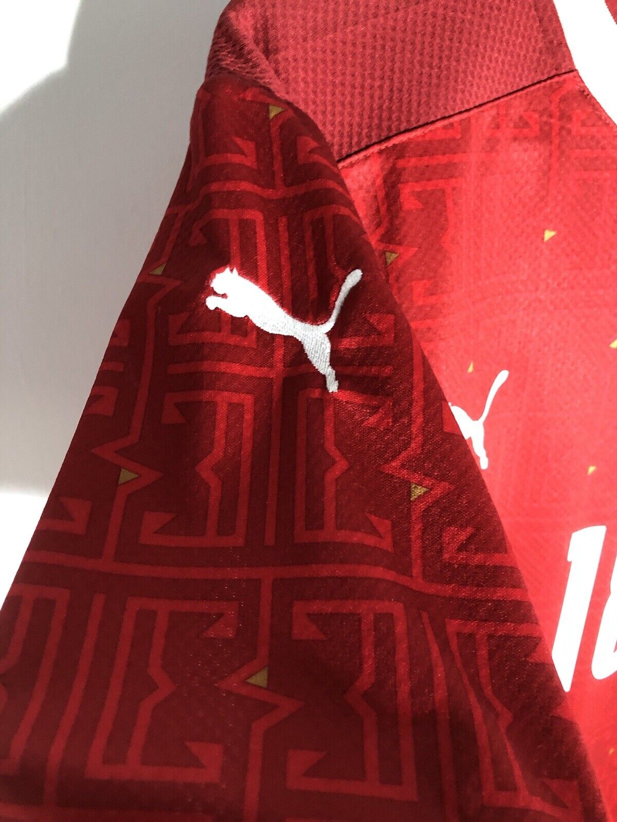 Vlahovic 18 Serbia 2020 21 Large Home Shirt Puma Excellent Condition 756515 01