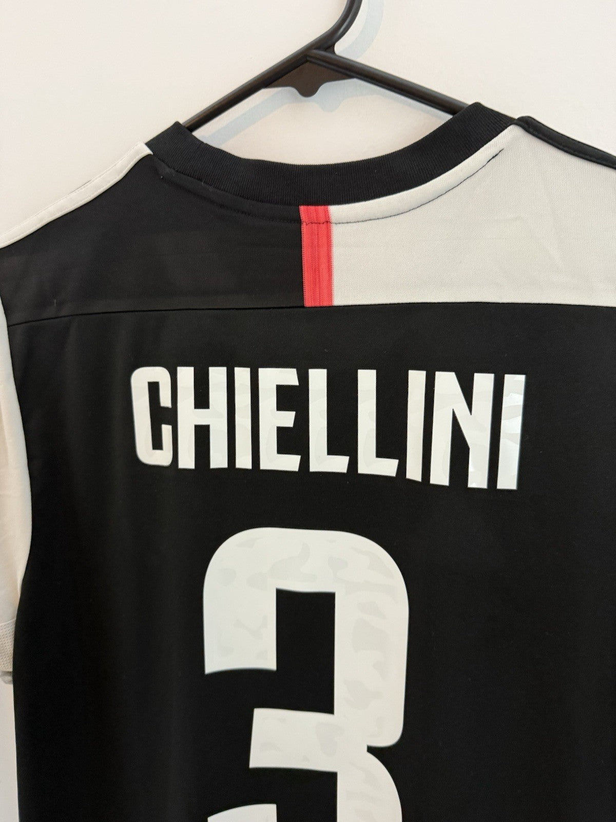 Juventus Chiellini #3 2019/20 Medium Home Shirt Very Good Condition DW5455