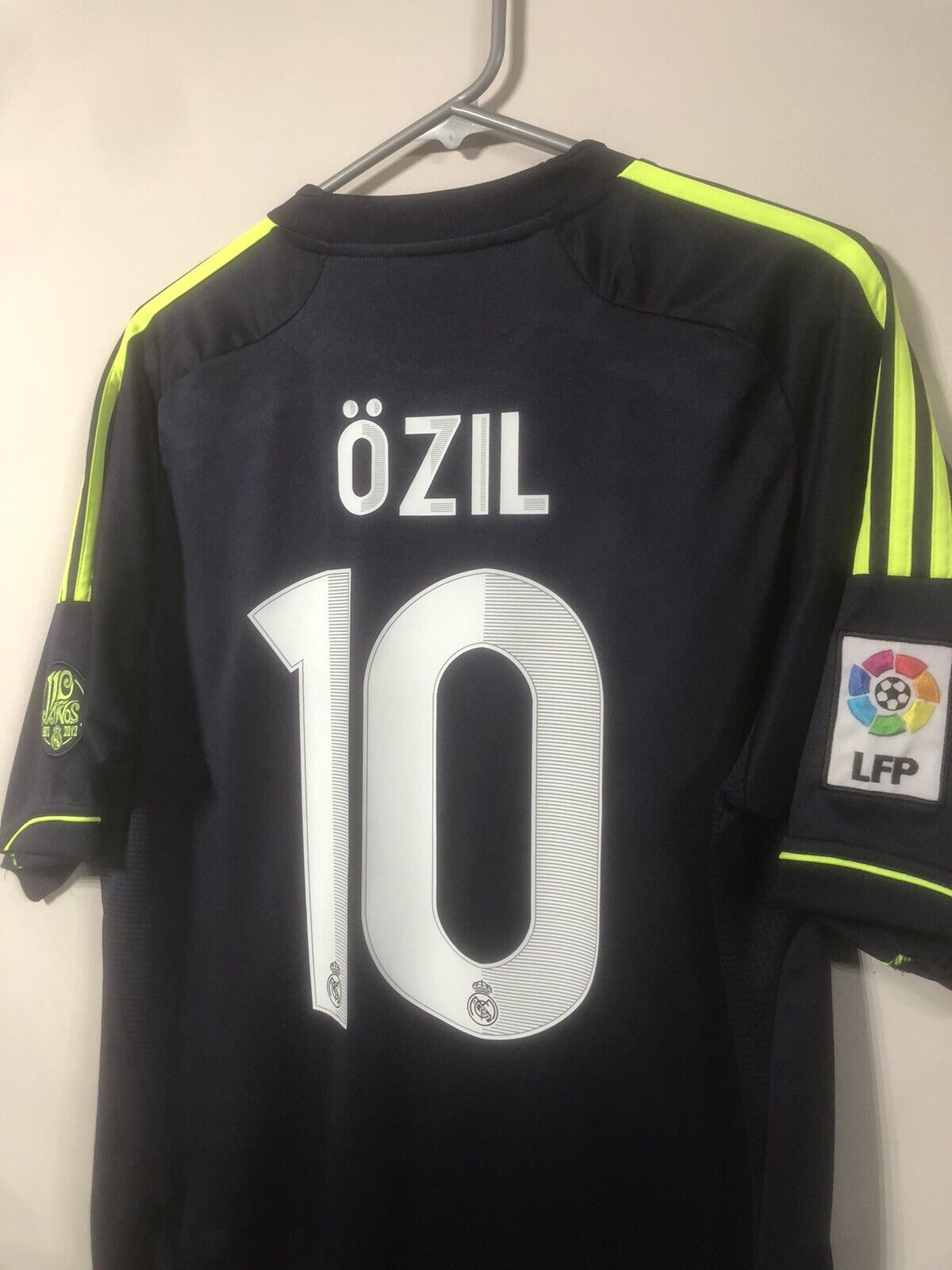 Özil 10 Real Madrid 2012 13 Medium Away Shirt Adidas Excellent Condition X21992