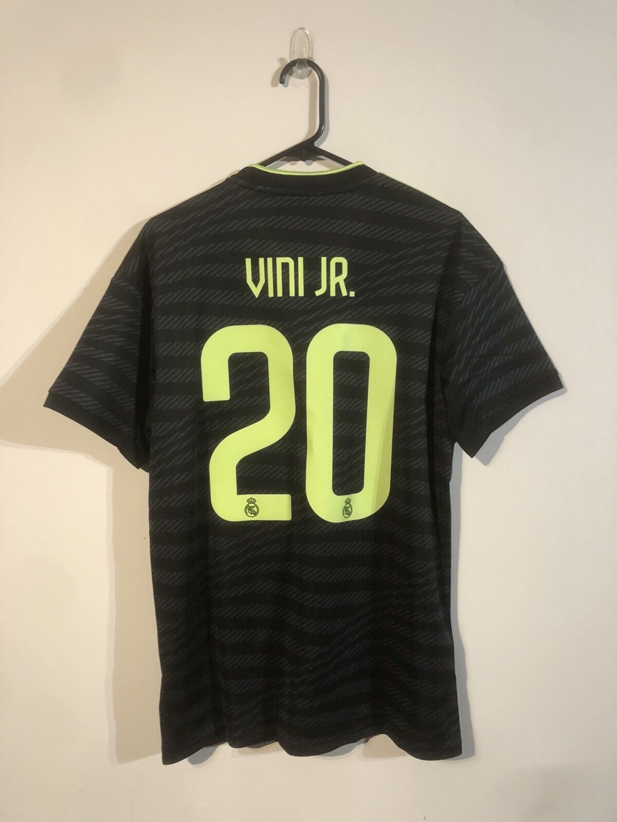 Vini Jr #20 Real Madrid 2022/23 3rd Medium Football Shirt Adidas BNWT