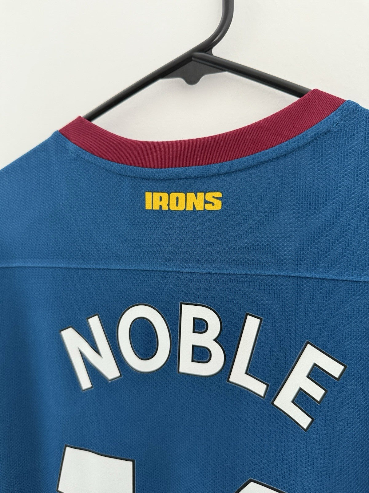 West Ham United Noble #16 2018/19 Large Away Shirt Umbro Excellent Condition