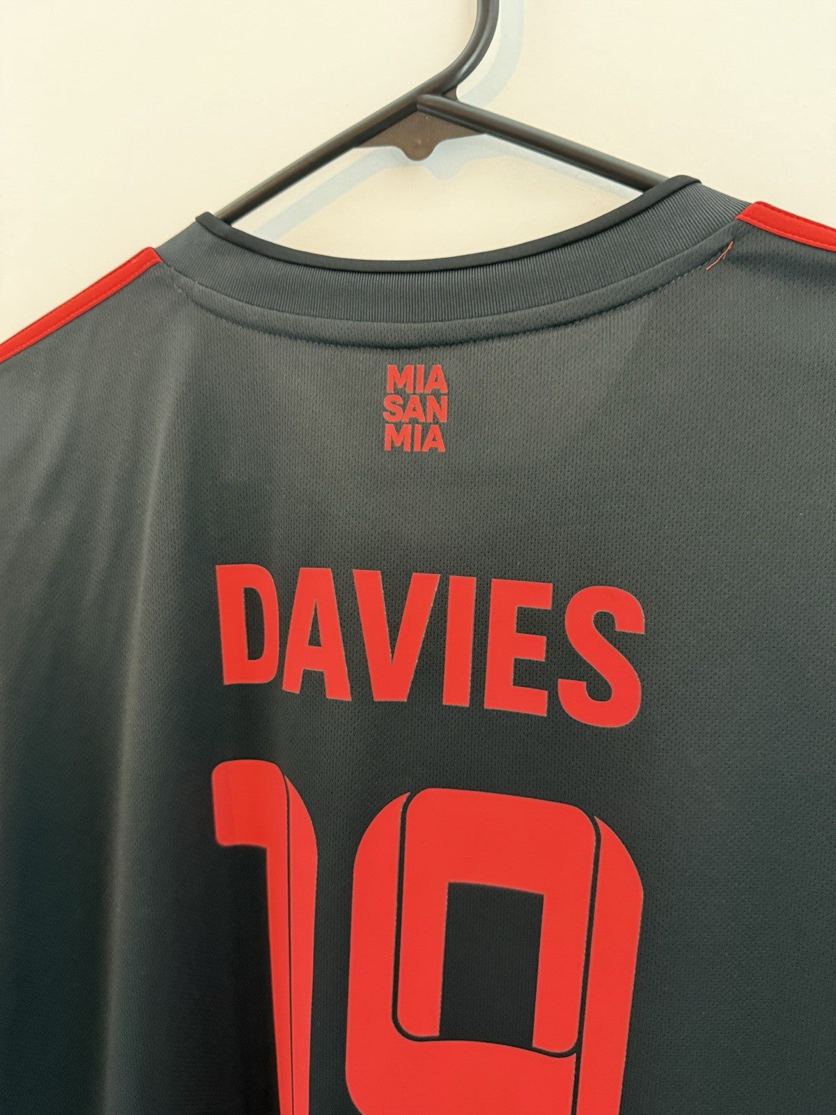 Bayern Munich Davies #19 2022/23 XL 3rd Shirt Excellent Condition H39907
