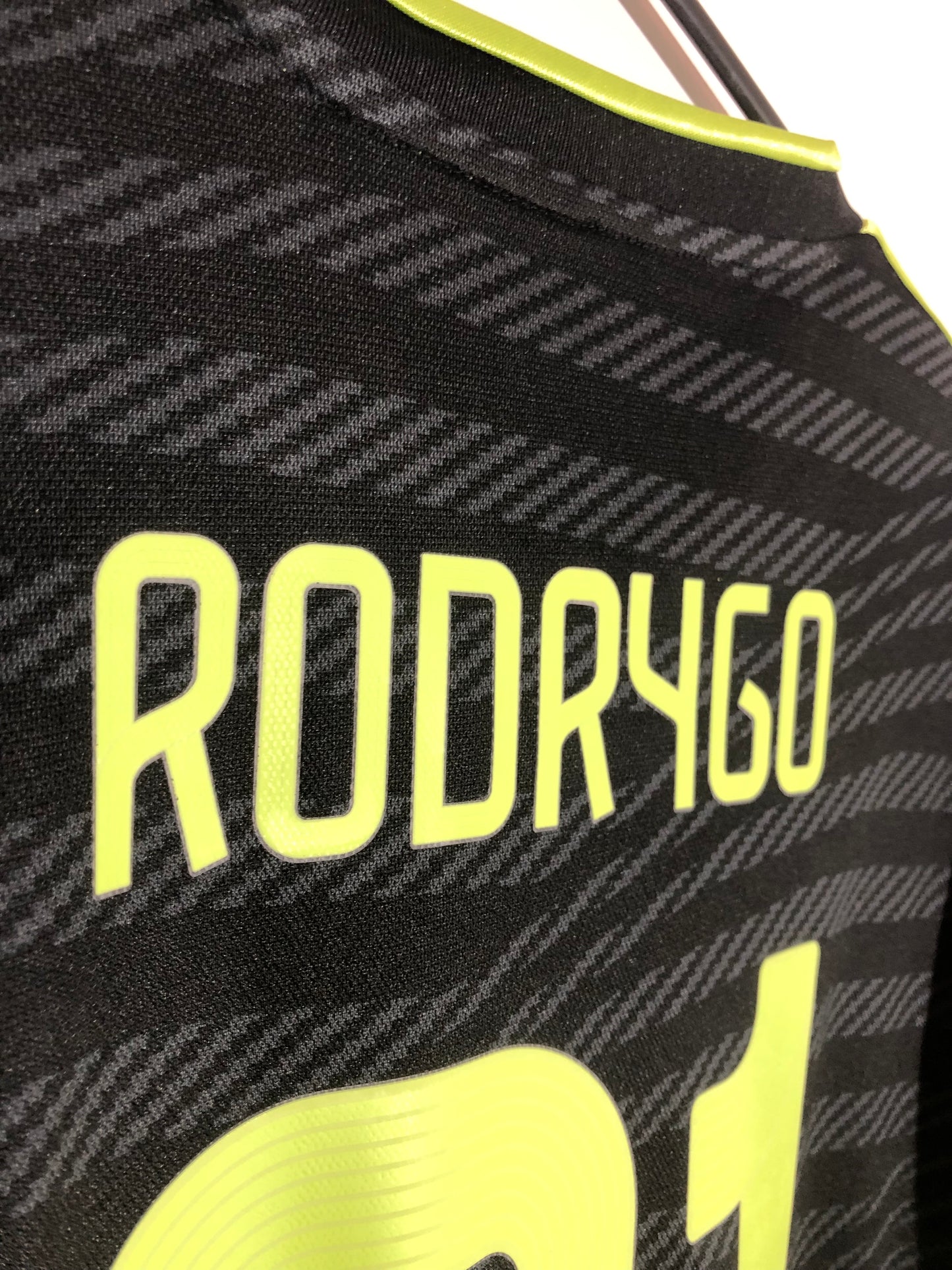 Rodrygo #21 Real Madrid 2022/23 3rd Small Shirt Excellent Condition HI1656