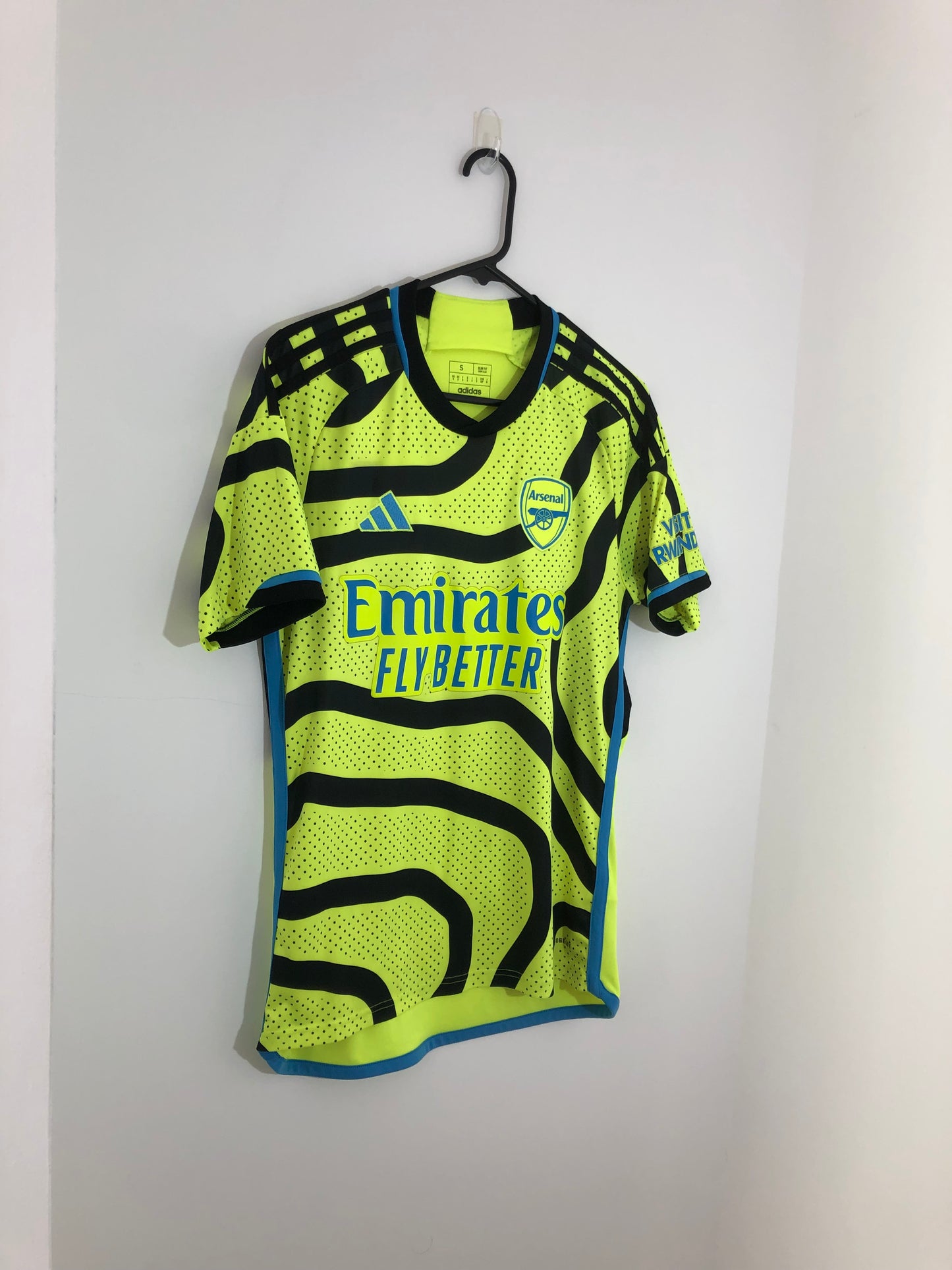 Arsenal 2023/24 Small Away Shirt Adidas Excellent Condition HR6927
