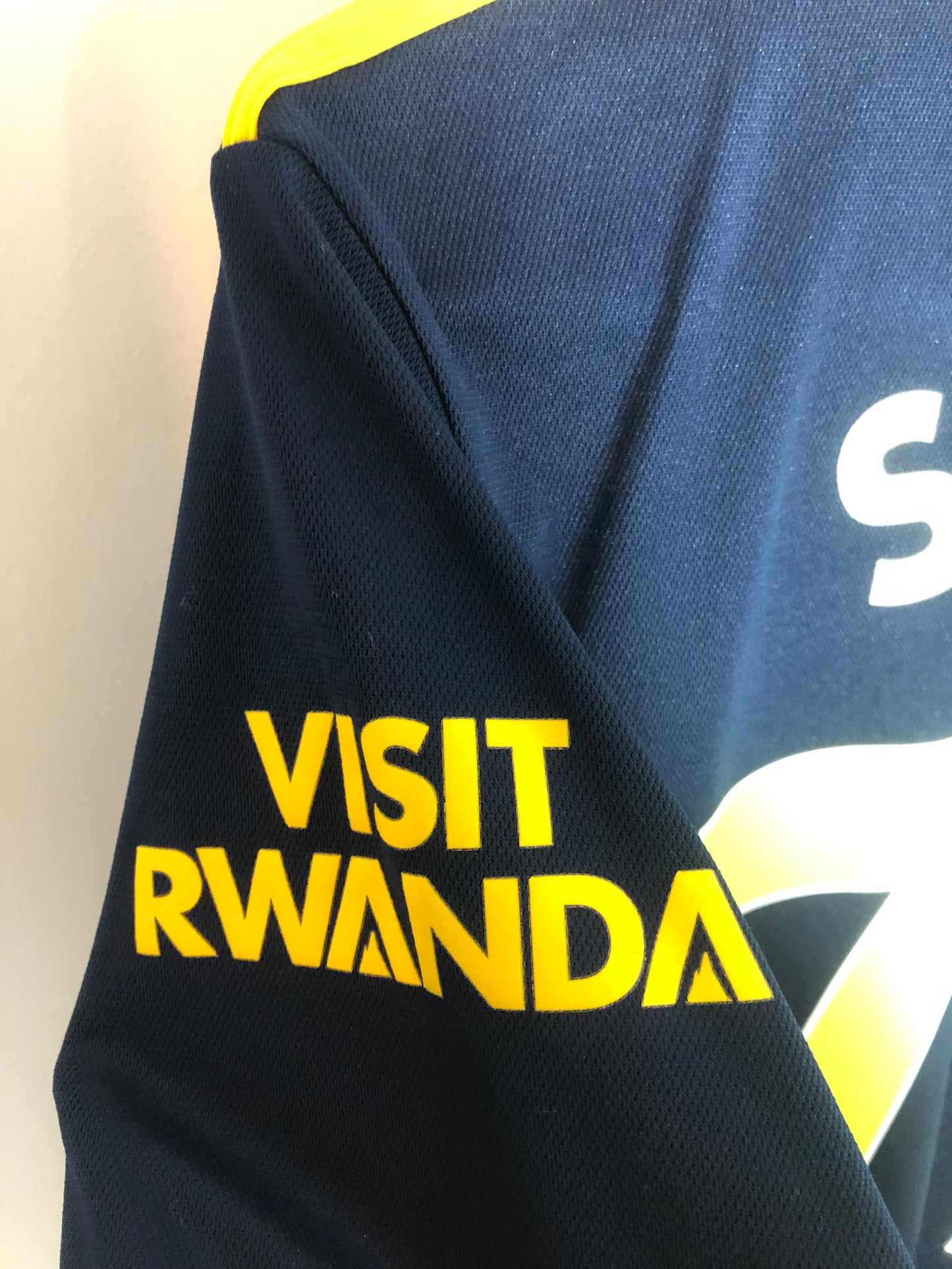 Saka #77 Arsenal 2019/20 Small 3rd Football Shirt Excellent Condition FJ9322