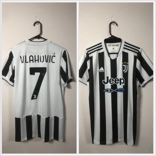 Vlahovic #7 Juventus 2021/22 Medium Home Shirt Adidas Excellent Condition