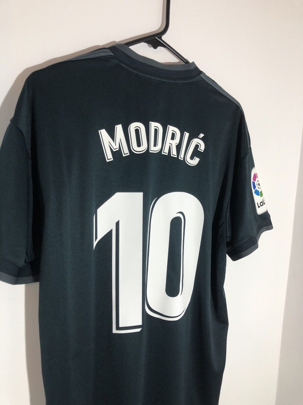 Modric #10 Real Madrid 2018/19 Away Large Excellent Condition CG0584