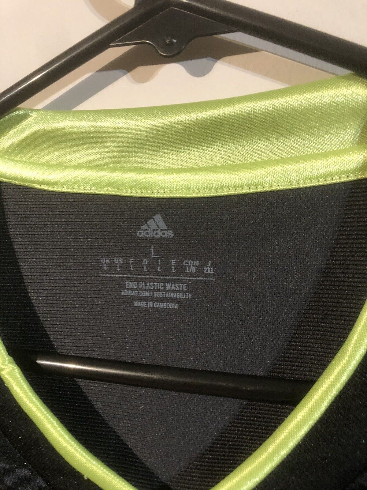 Vini Jr #20 Real Madrid 2022/23 3rd Large Football Shirt Adidas BNWT