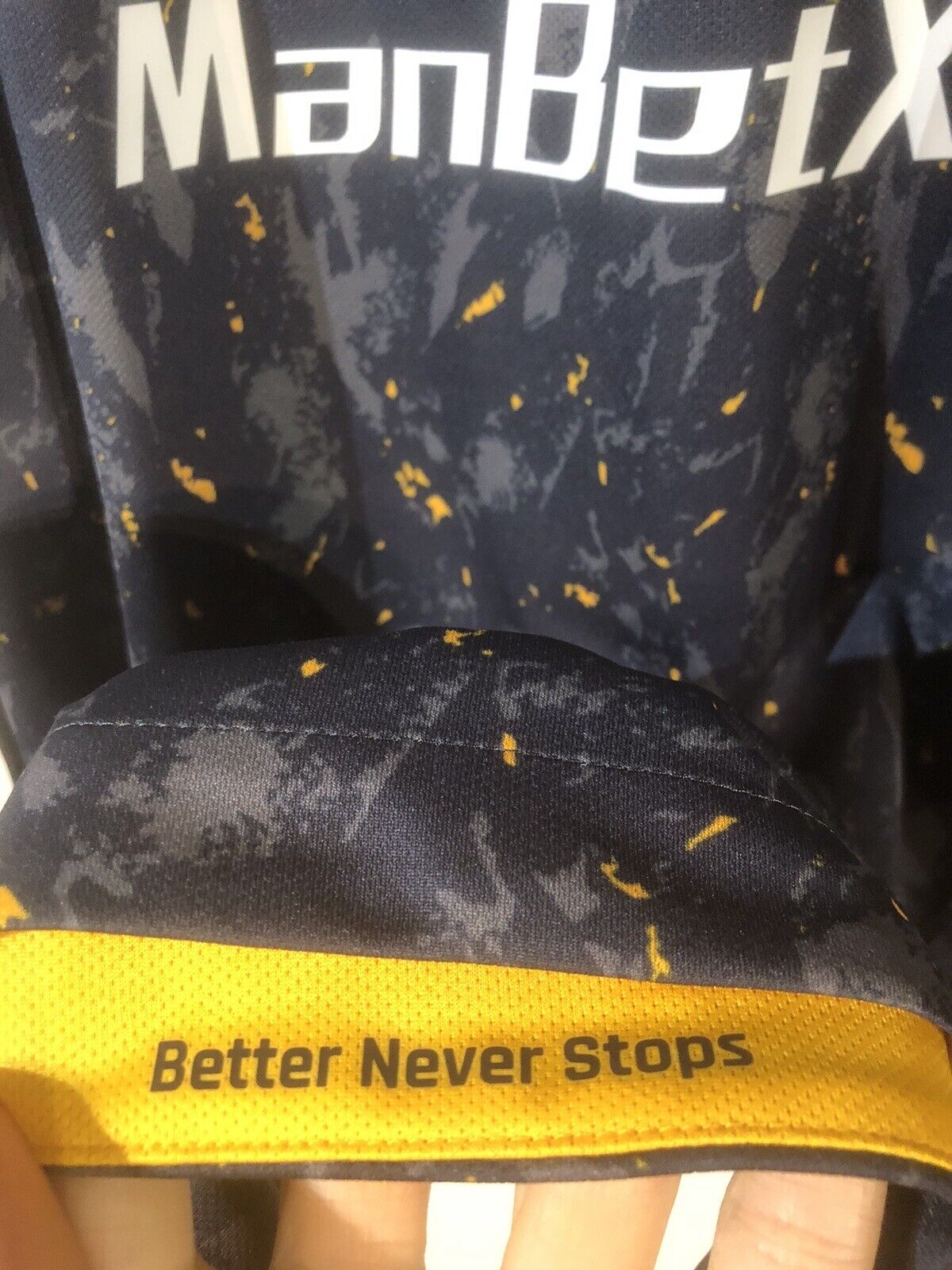 J. Moutinho #28 BNWT Wolves 2021/22 Large Euro Away Football Shirt Castore