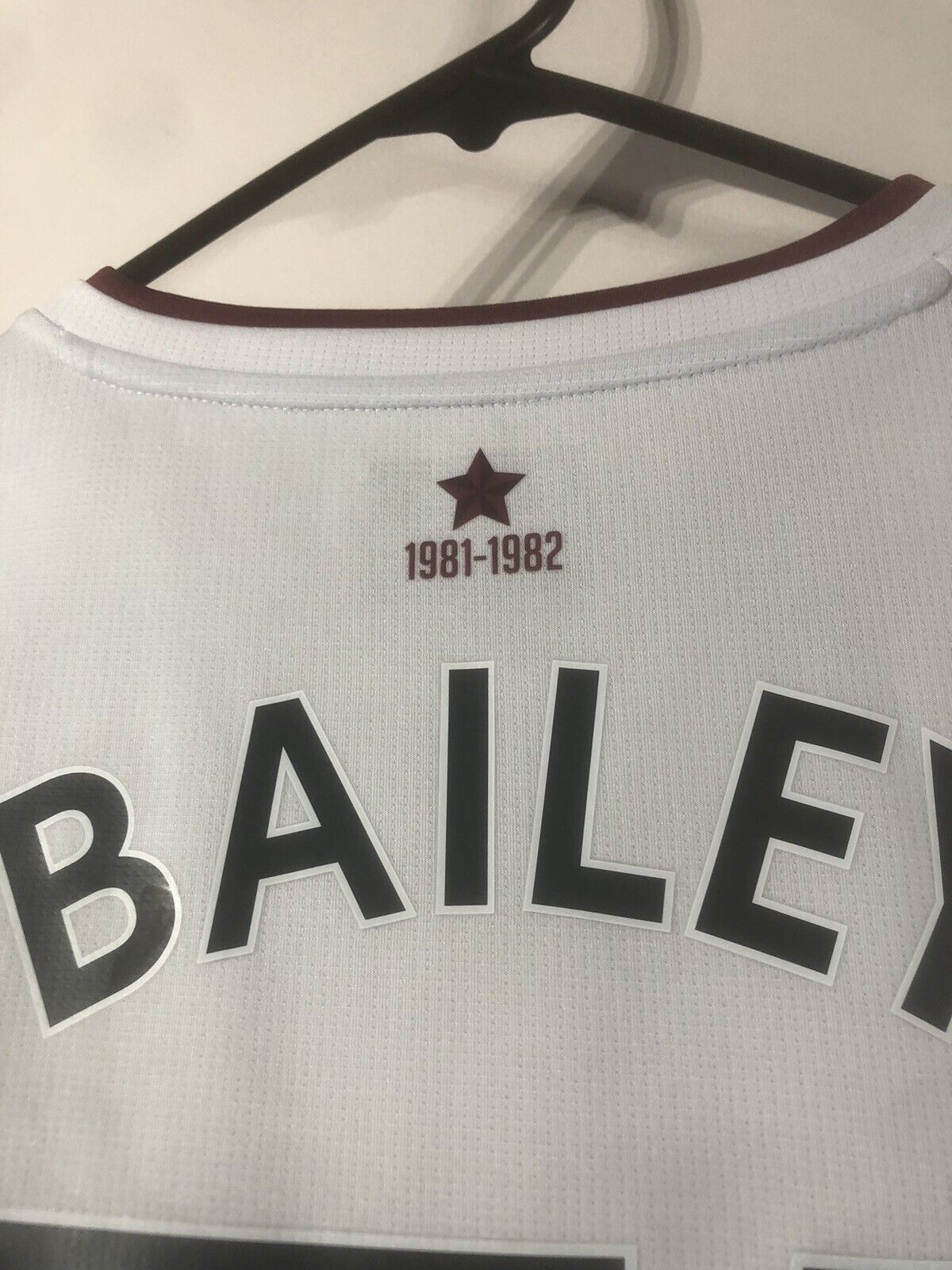 Bailey 31 Aston Villa 2021 22 XL Away Shirt Kappa Excellent Condition