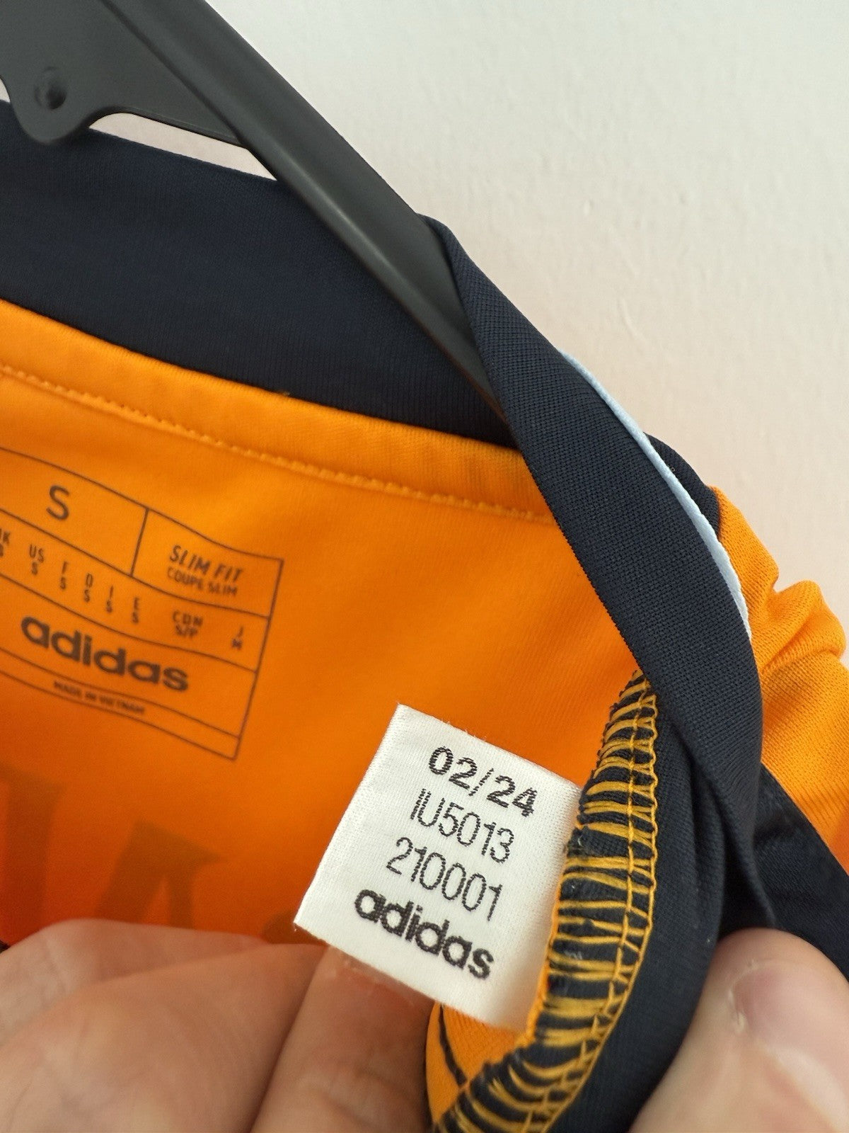 Real Madrid Mbappe #9 2024/25 Small Away Shirt Excellent Condition IU5013