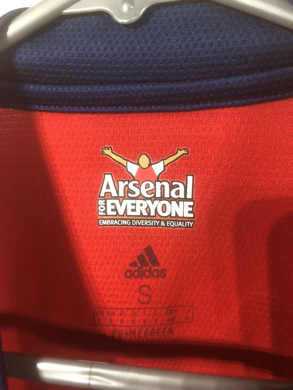 Saka #7 Arsenal 2021/22 Small Home Shirt Adidas Excellent Condition GM0217