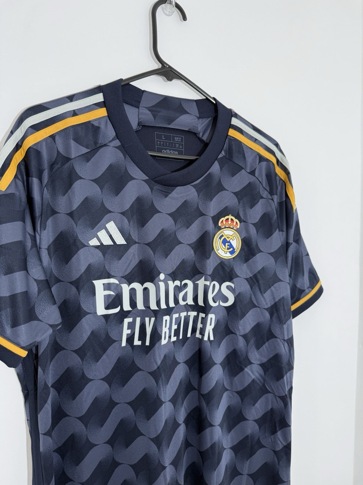 Real Madrid Rodrygo #11 2023/24 Away Large Shirt BNWT IJ5901