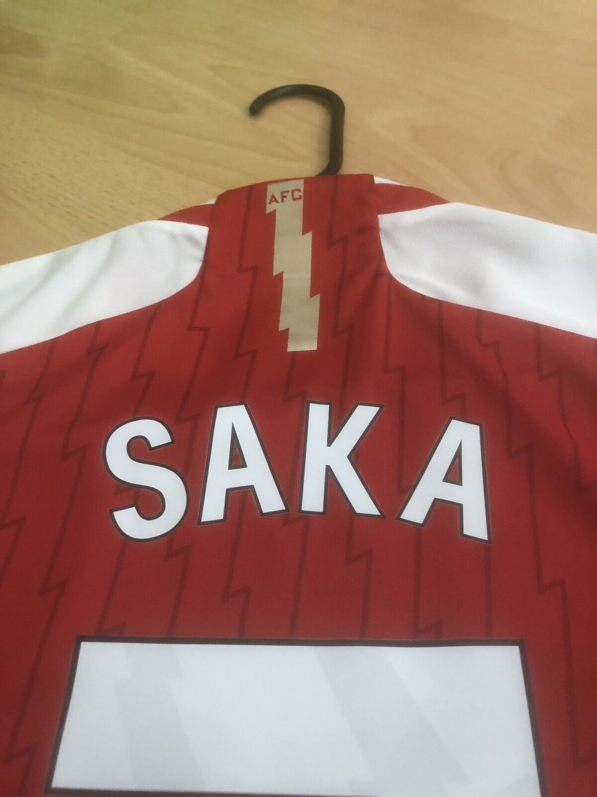 Saka #7 Arsenal 2023/24 Medium Home Shirt Adidas Excellent Condition HR6929