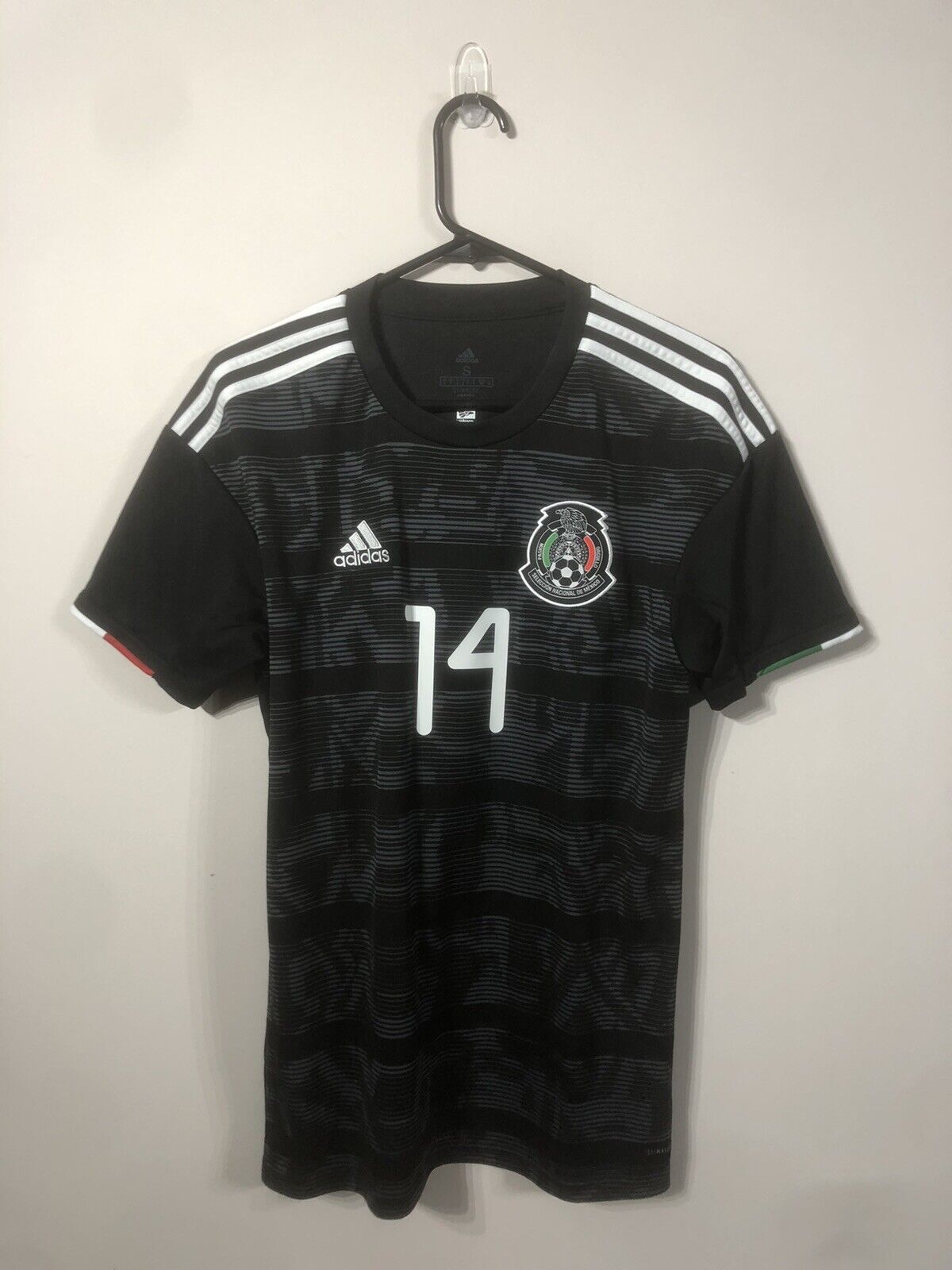 Hernandez #14 Mexico 2019 Home Small Football Shirt Adidas Very Good Condition