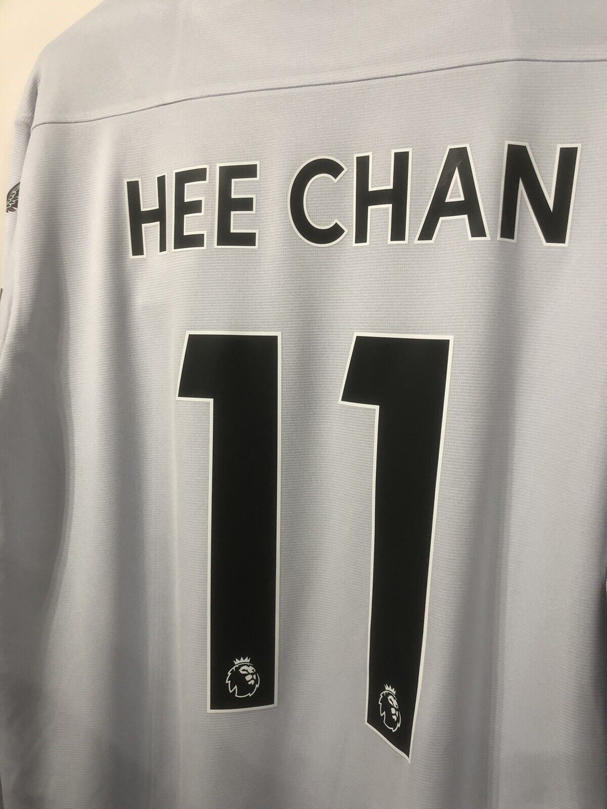 Hee Chan #11 BNWT Wolves 2022/23 Large L/S Away Football Shirt Jersey Castore
