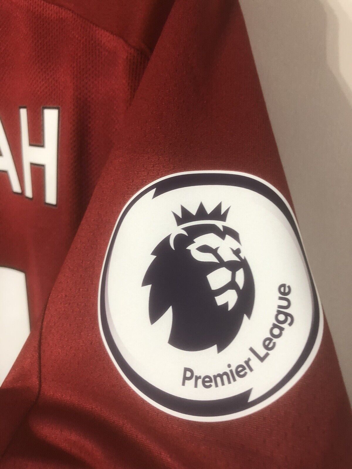 M. Salah #11 Liverpool Medium 2019/20 Home Shirt Excellent Condition MT930000
