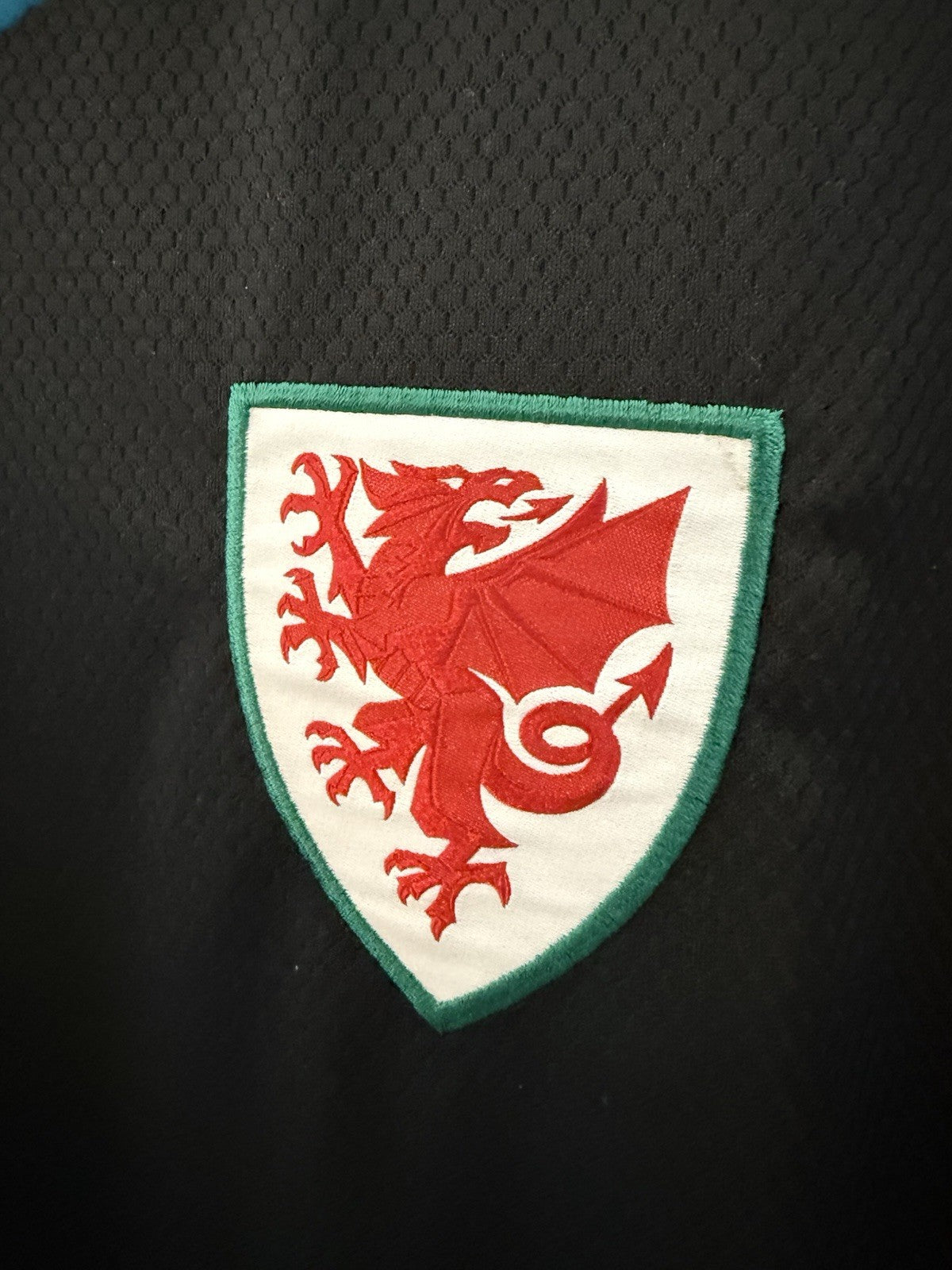 Wales 2020 Medium Away Goalkeeper Shirt Adidas Excellent Condition FI4193