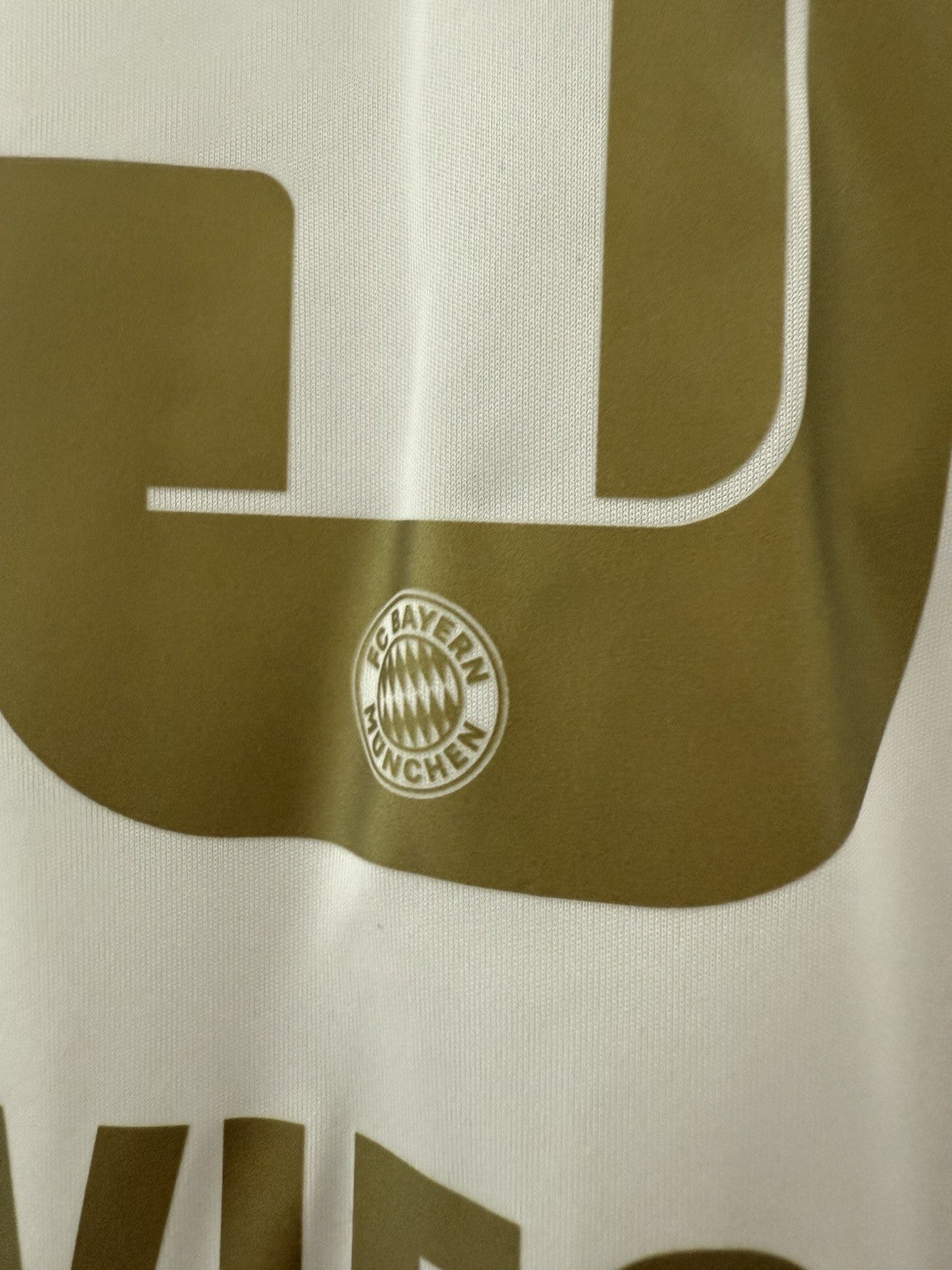 Bayern Munich Davies #19 2022/23 Medium Away Excellent Condition H13886